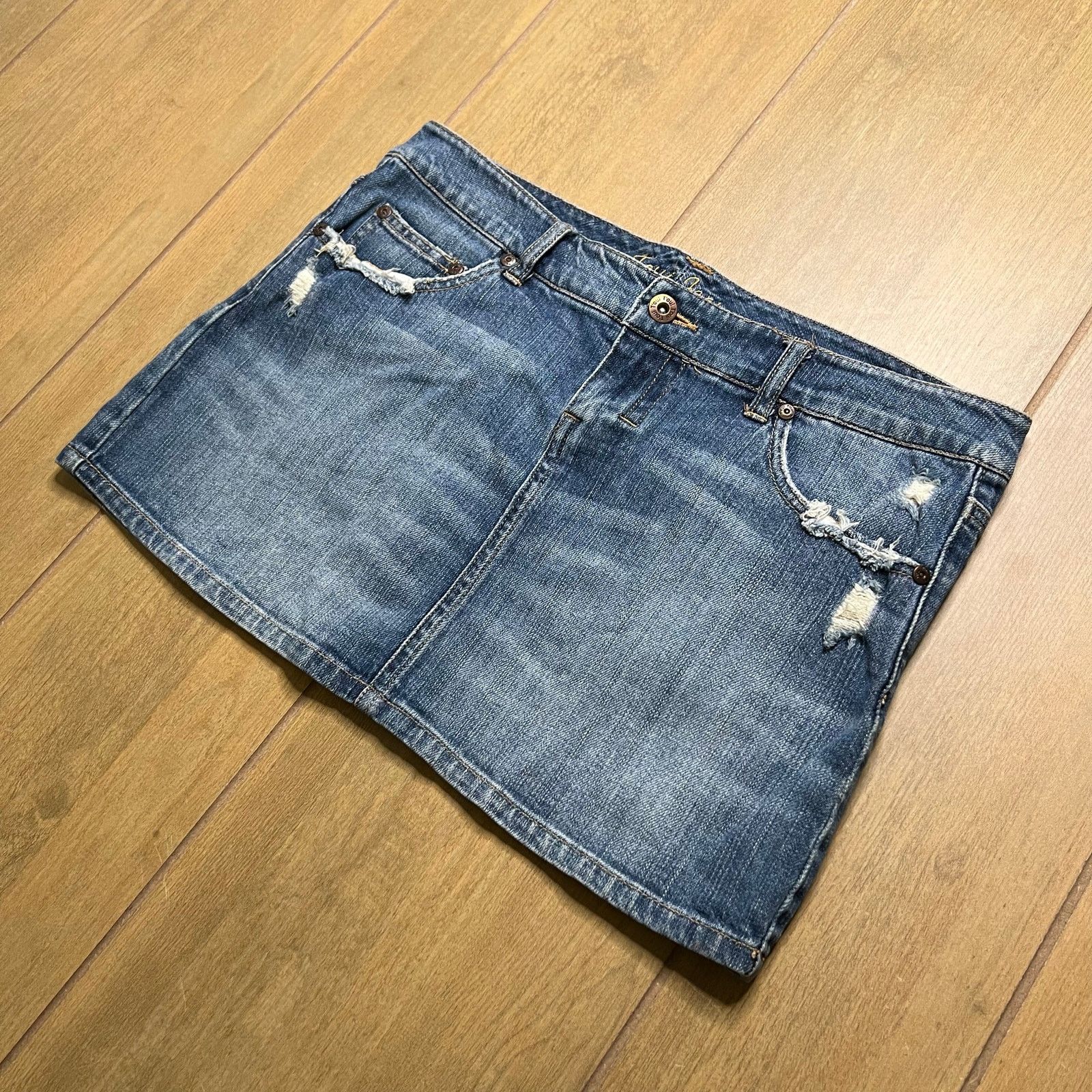 Vintage Y2K Blue Washed Distressed Mini Denim Skirt Ladies Sz 11 Size 32" / US 10 / IT 46 - 8 Thumbnail