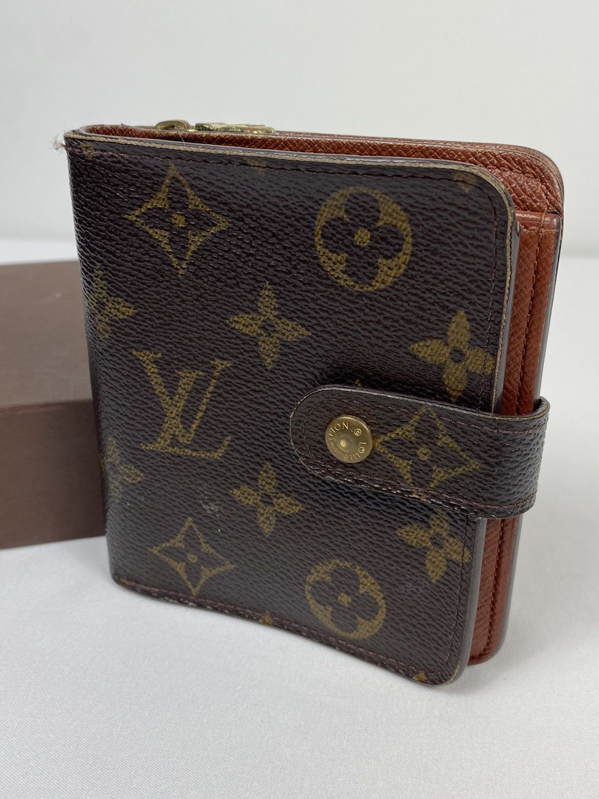 Monogram leather zippy wallet