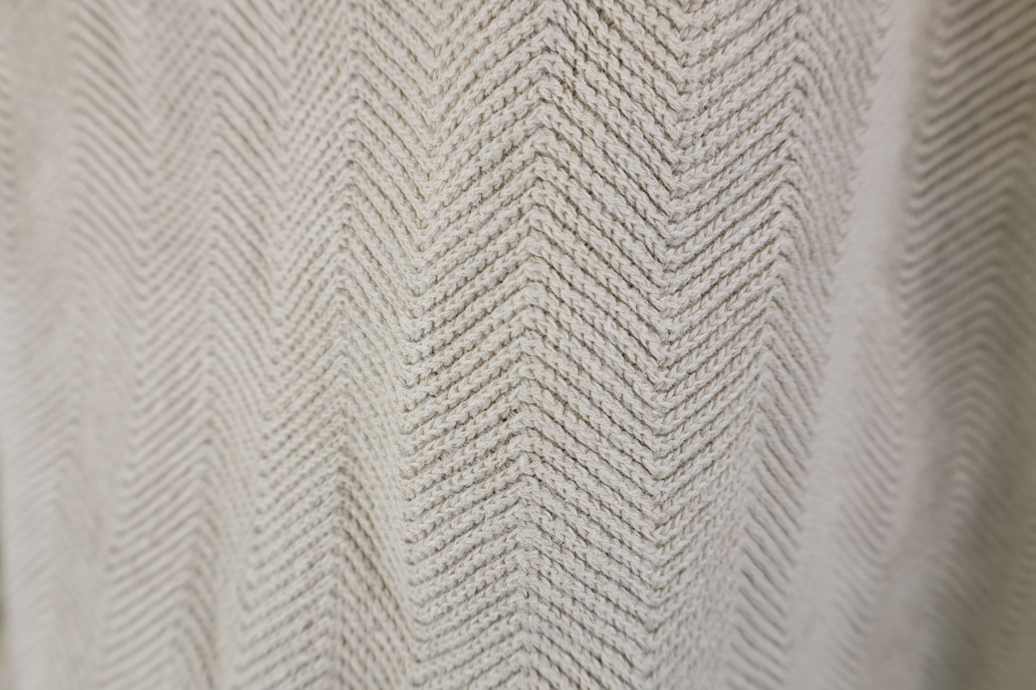 Vintage Vintage 90s Streetwear Fit Herringbone Knit Sweater Vest Size US XL / EU 56 / 4 - 9 Thumbnail