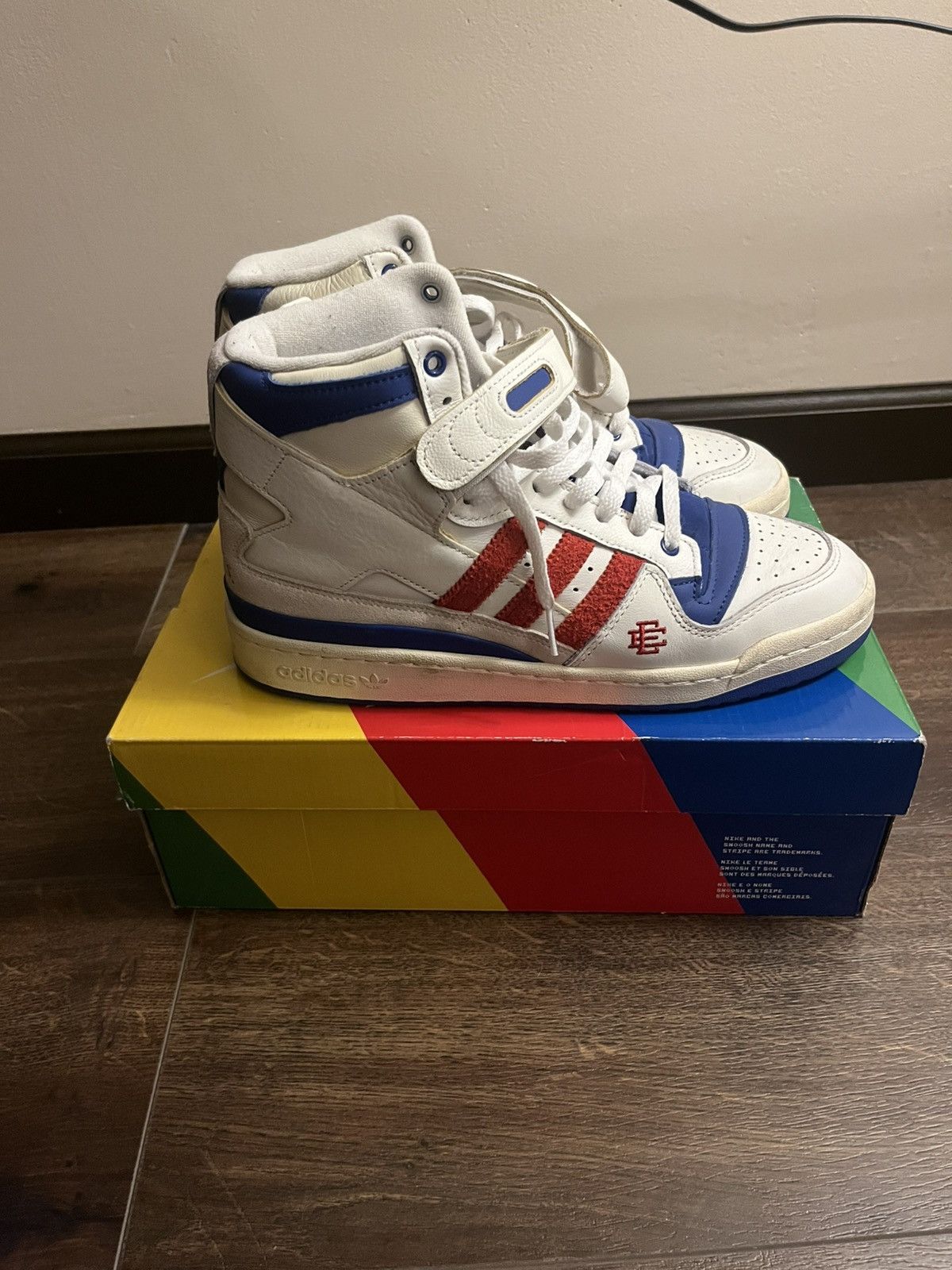Adidas × Eric Emanuel Eric Emanuel Adidas Forum Size US 9 / EU 42 - 4 Thumbnail