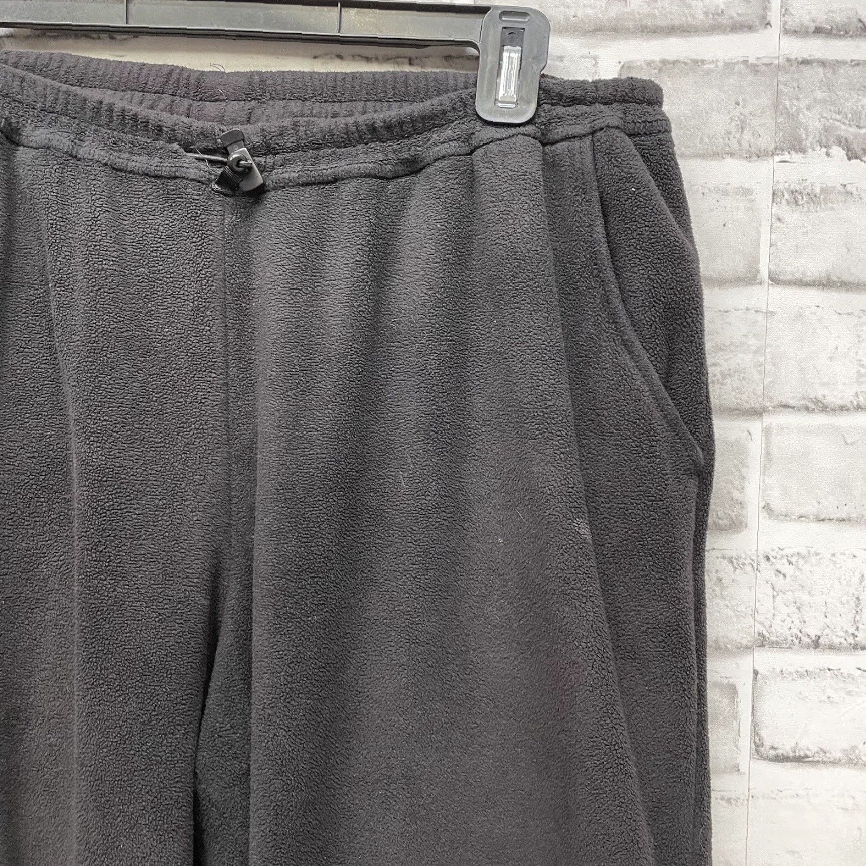 Vintage SnowGum Sweatpants Mens XL Black Fleece Drawstring Activewear Pants Size US 36 / EU 52 - 2 Thumbnail