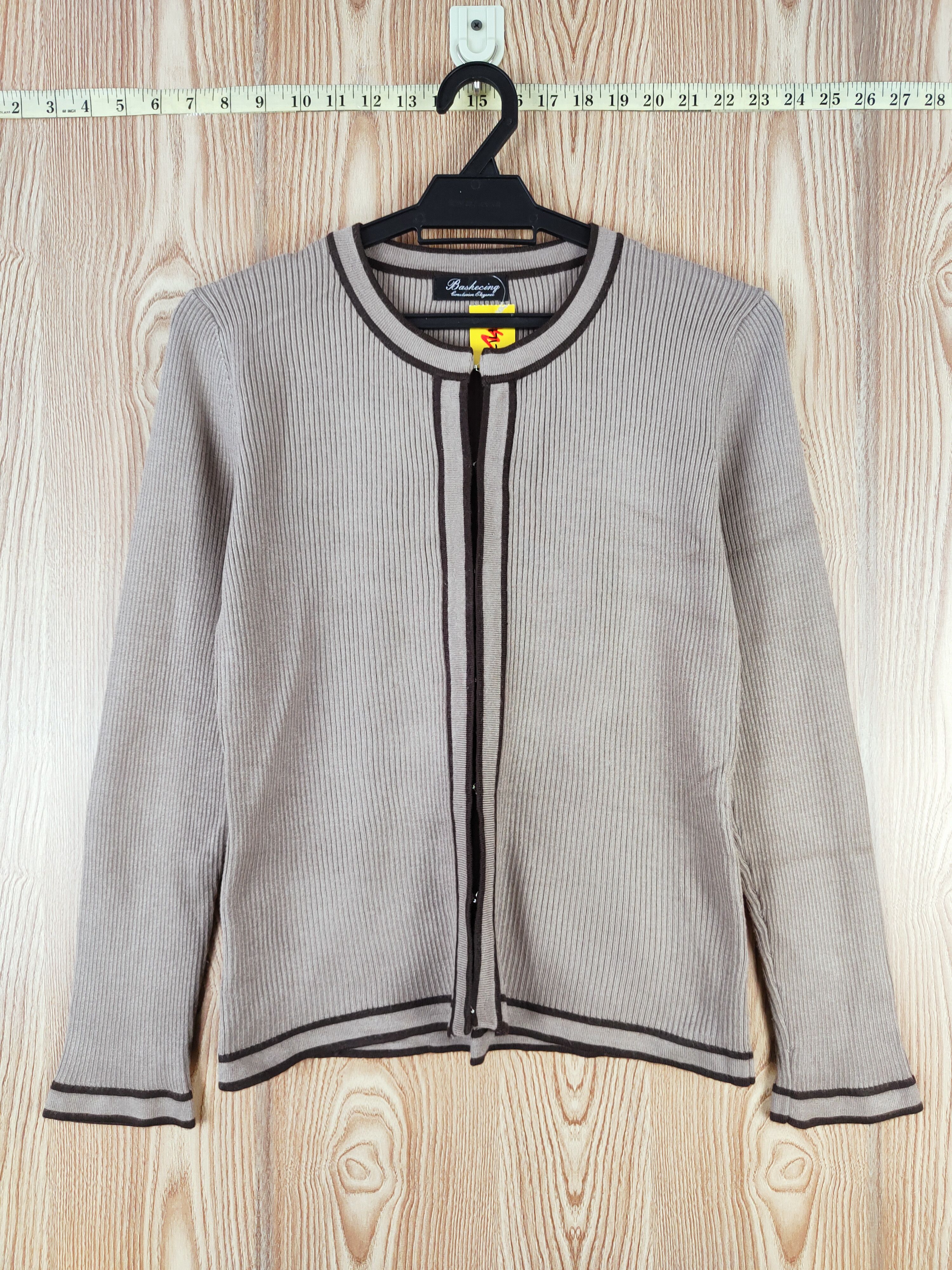 Bashecing Brown Knitwear Cardigan #W361
