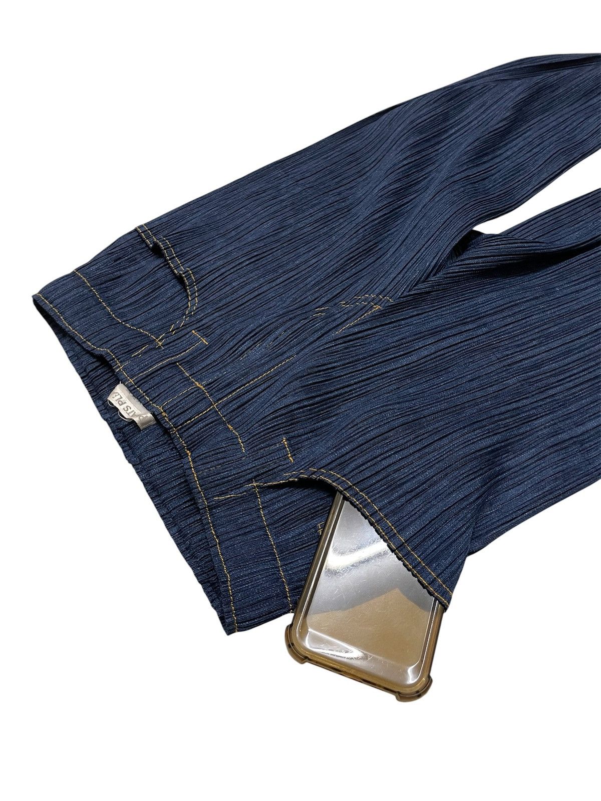 Pleats Please Issey Miyake Pleats Please Denim Transfer Trompe L'oeil Pants Size 34" / US 12 / IT 48 - 12 Thumbnail