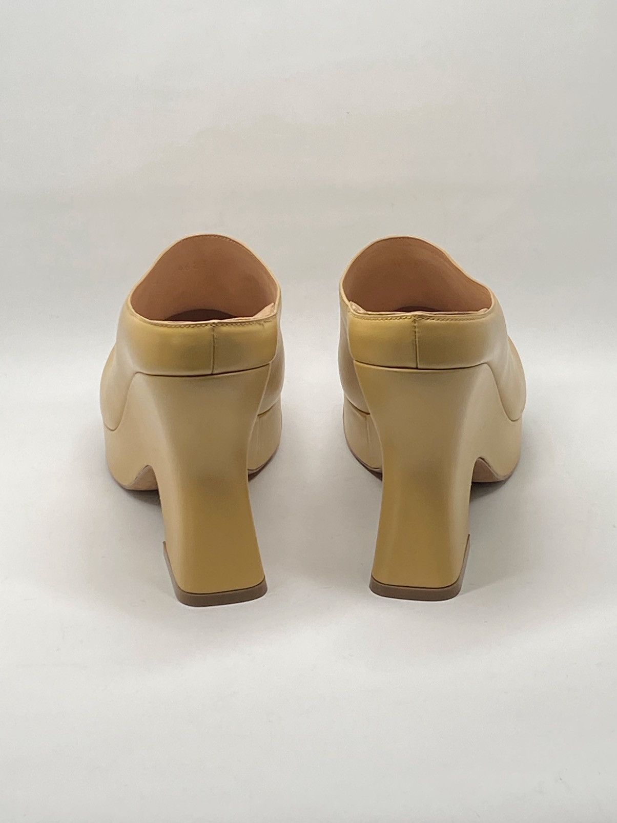 Loewe Loewe Terra 100 leather platform clogs size 37 Size US 7 / IT 37 - 8 Thumbnail