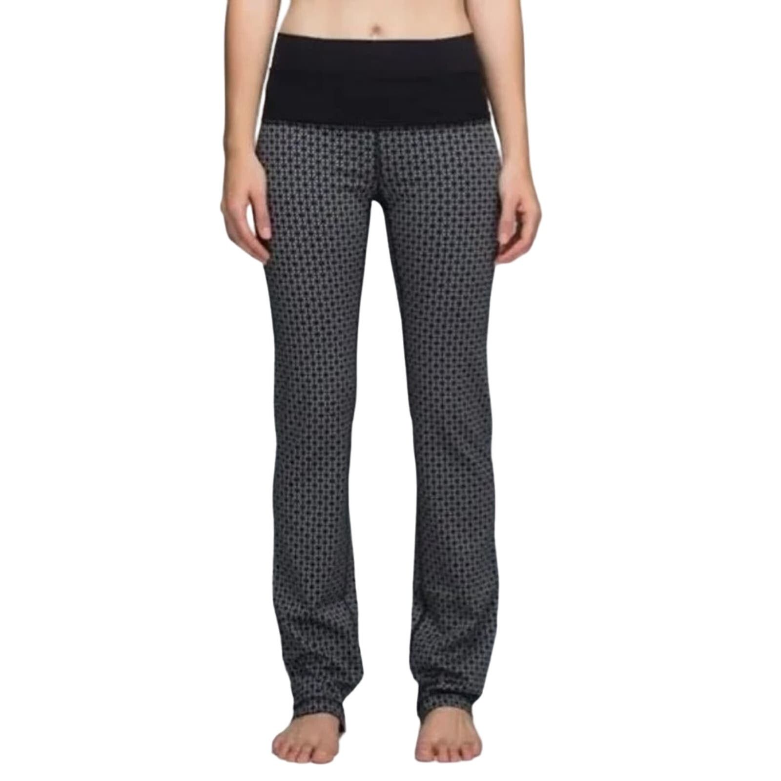 Lululemon LULULEMON Women's Tri Geo Straight up Yoga Pants Sz 8 Size 28" / US 6 / IT 42 - 5 Thumbnail