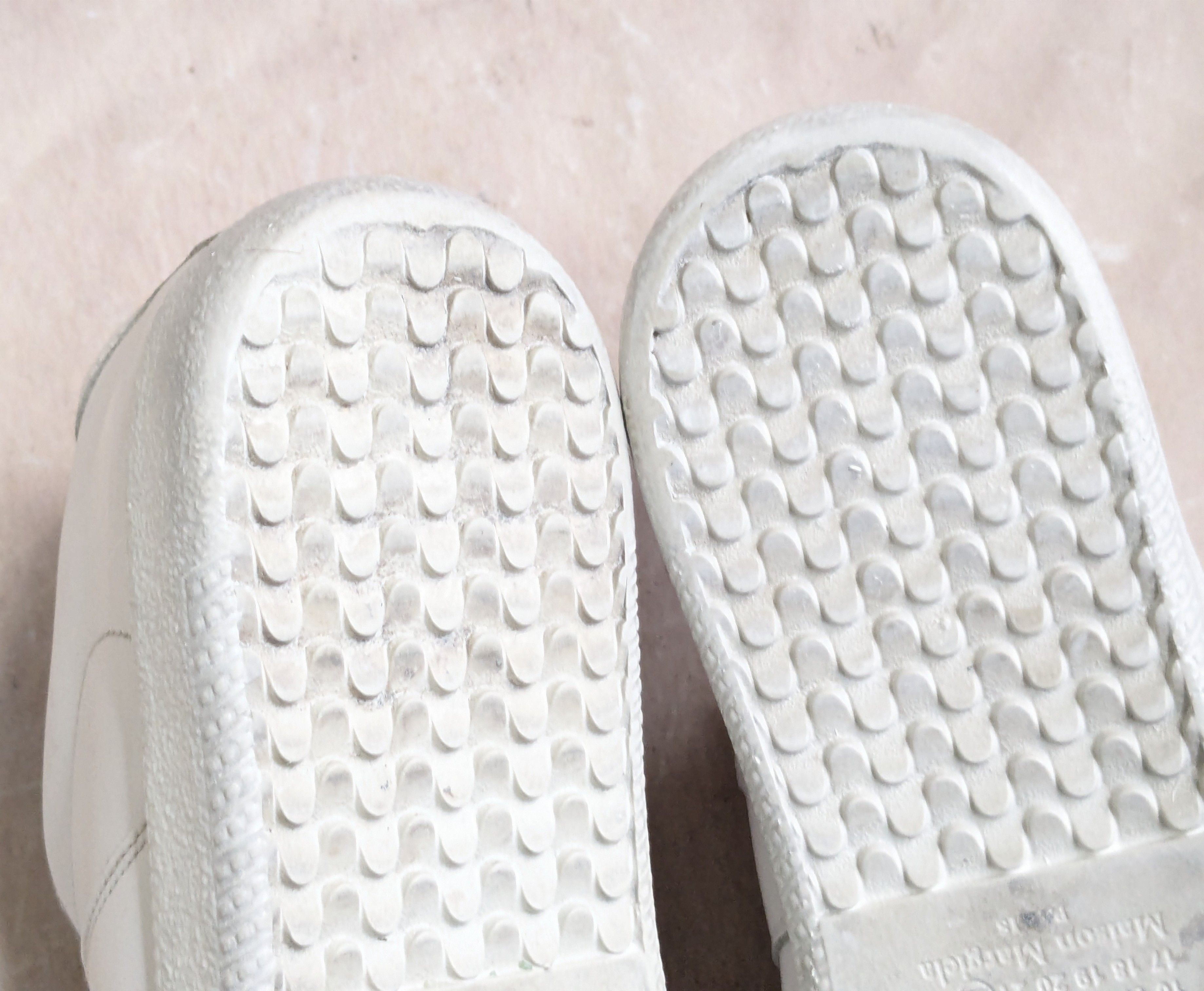 Maison Margiela Maison Margiela Replica GAT White 9 42 Low Tops Leather Size US 9 / EU 42 - 16 Thumbnail