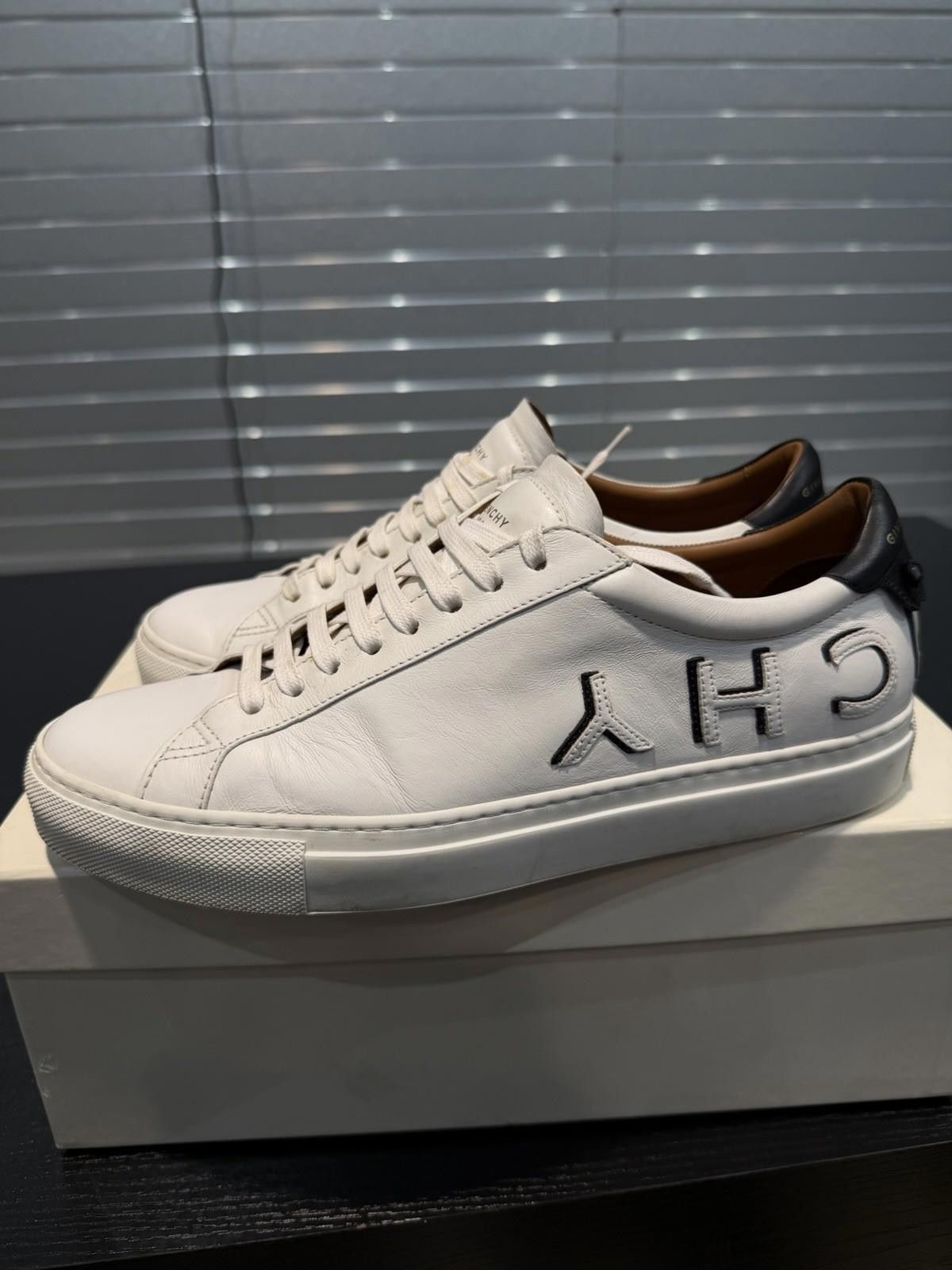 Givenchy Givenchy Parish Men’s Sneakers Size 41.5EU/8.5US Leather Size US 8.5 / EU 41-42 - 6 Thumbnail