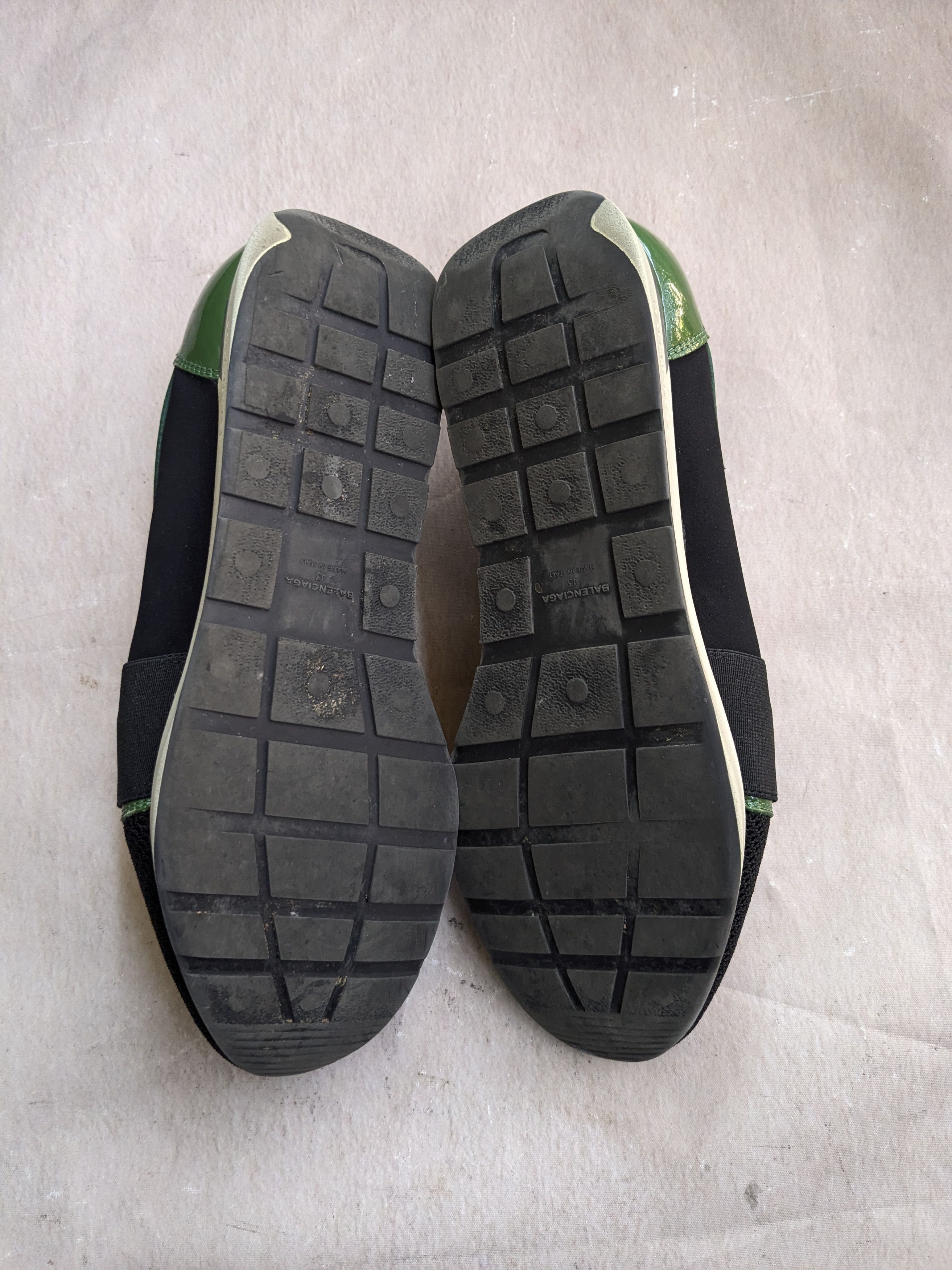 Balenciaga Balenciaga Race Runner Green Black 10 43 Leather Low Tops Size US 10 / EU 43 - 15 Thumbnail