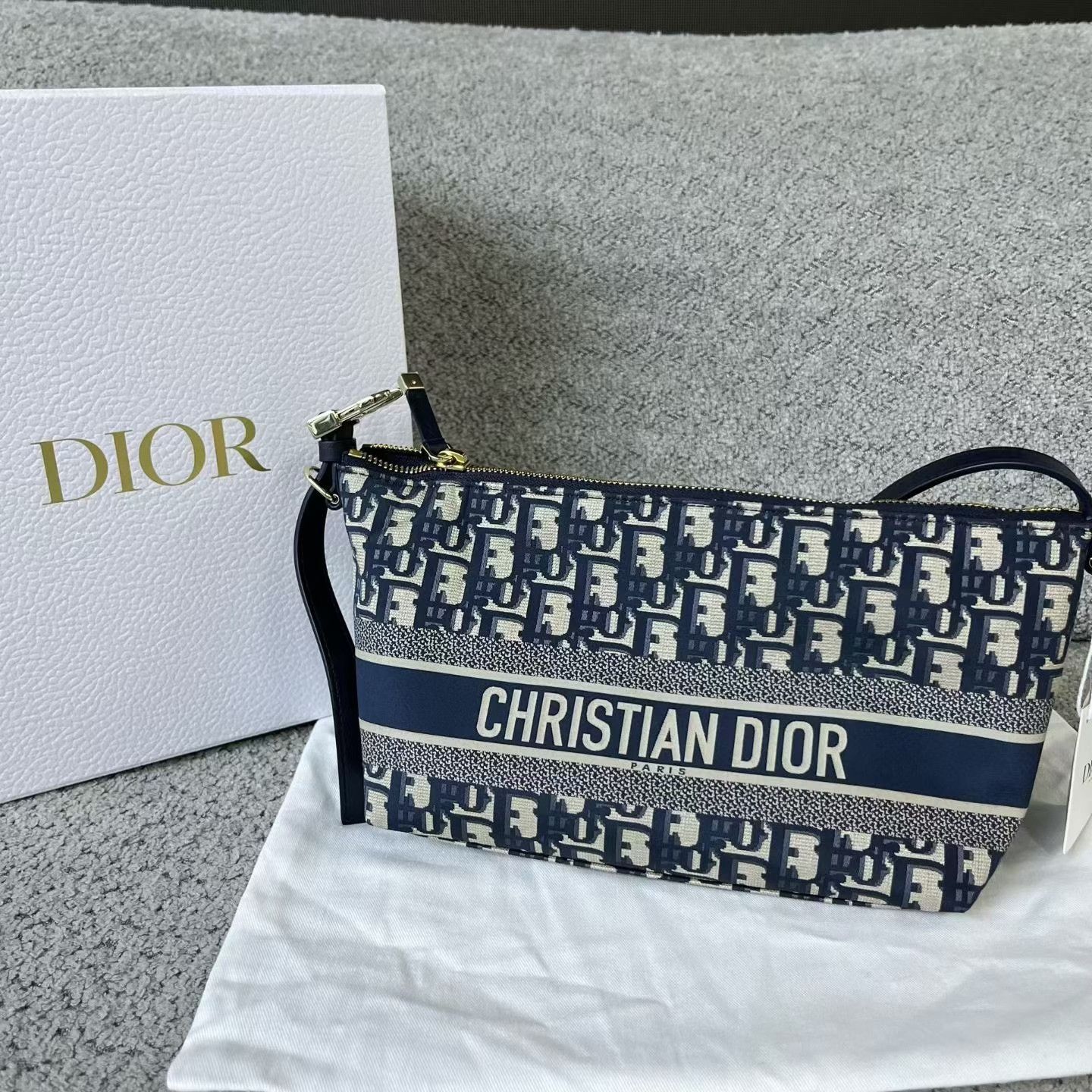 Dior Dior Techwear Multi Shoulder Bag OS Women Size ONE SIZE - 1 Thumbnail