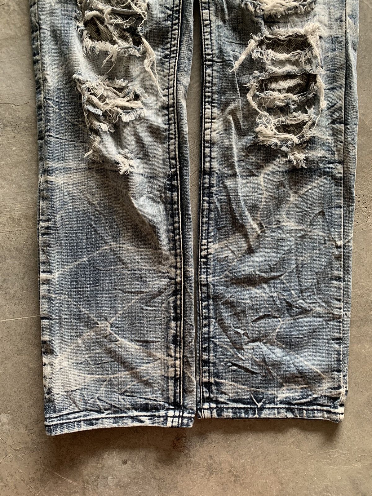 20471120 × Hysteric Glamour × If Six Was Nine distressed stone washed ripped jeans japanese designer Size US 31 - 4 Thumbnail