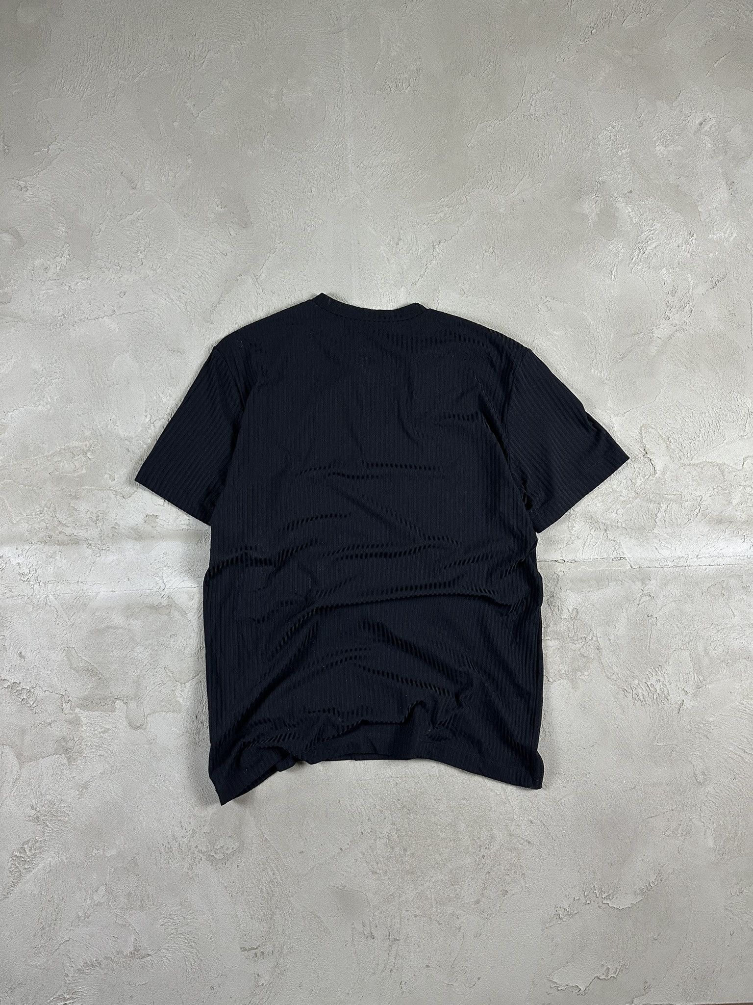 Versace Vintage Versace Pleated Like Issey Miyake Basic T-shirt Size US L / EU 52-54 / 3 - 5 Thumbnail