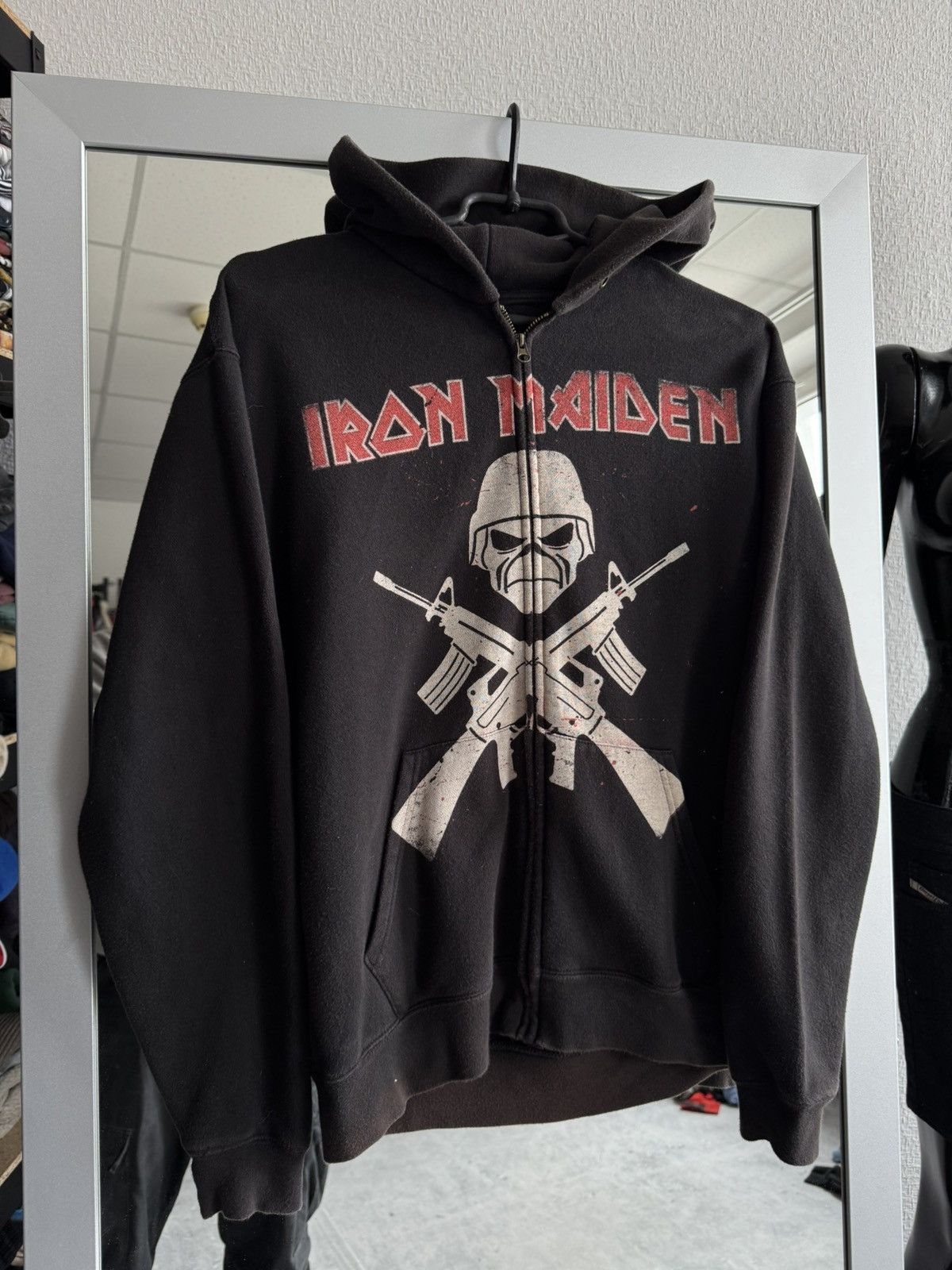 Iron Maiden Iron Maiden zip hoodie War big logo Size US S / EU 44-46 / 1 - 1 Thumbnail