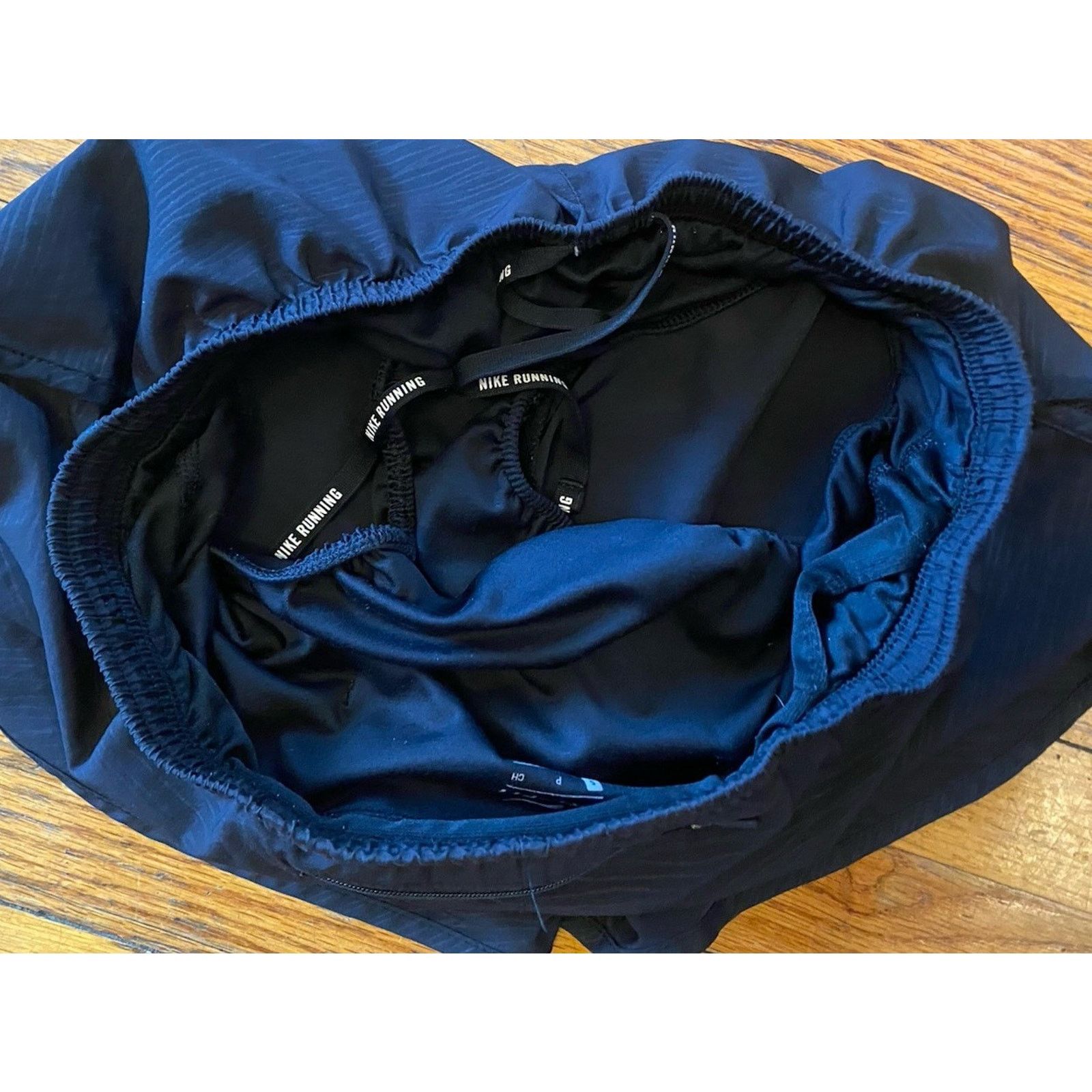 Nike Nike Dri Fit Running Shorts Women’s Small Black Size 28" / US 6 / IT 42 - 4 Thumbnail