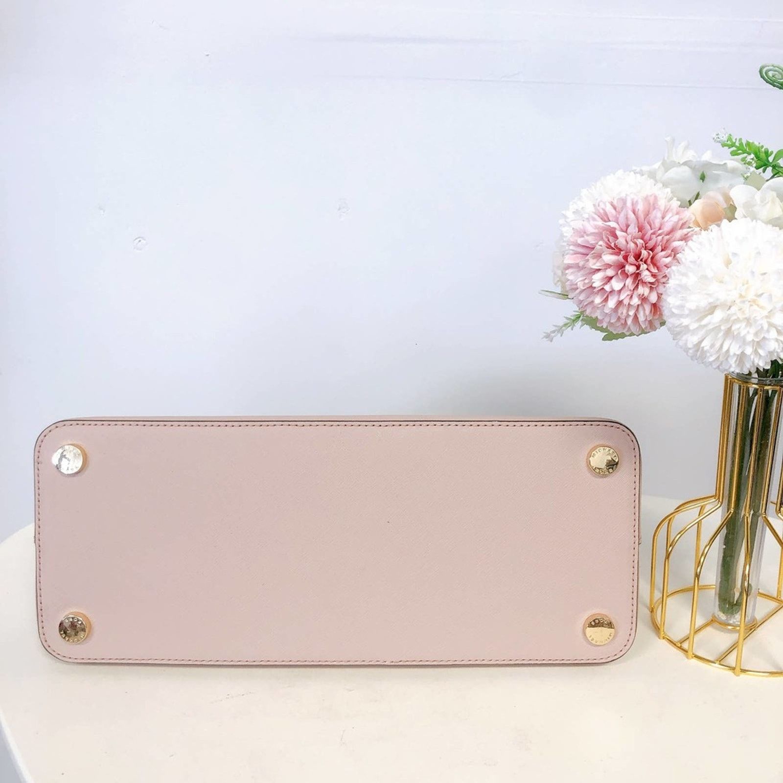 Michael Kors MICHAEL KORS 35H7GY3S3L Emmy LG Saffiano Leather Dome BALLET Size ONE SIZE - 5 Thumbnail