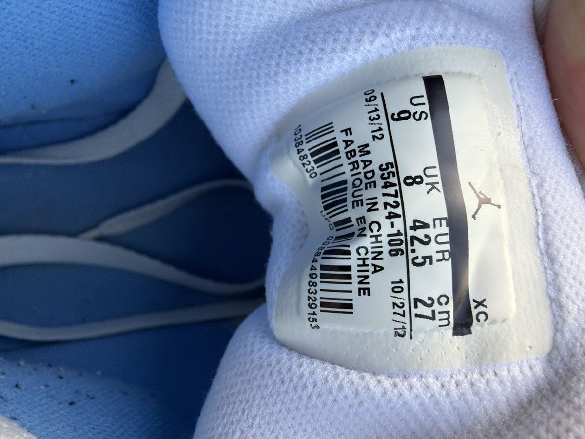Nike Size 9 - Air Jordan 1 Mid UNC - 554724-106 Size US 9 / EU 42 - 8 Thumbnail