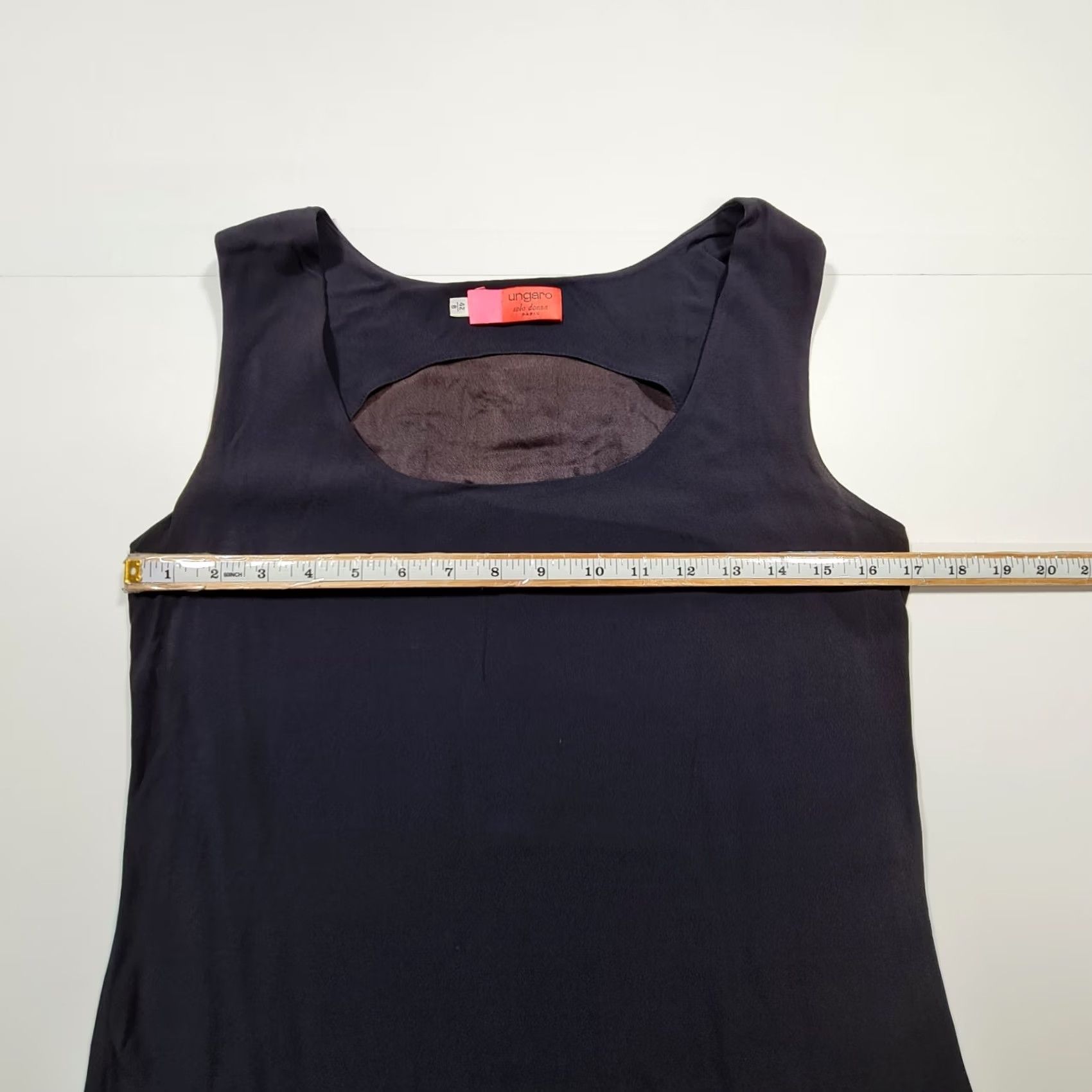 Vintage VINTAGE Ungaro Solo Donna Womens Silk Top Navy Blue 8 UK Sleeveless Blouse Top Size M / US 6-8 / IT 42-44 - 3 Thumbnail