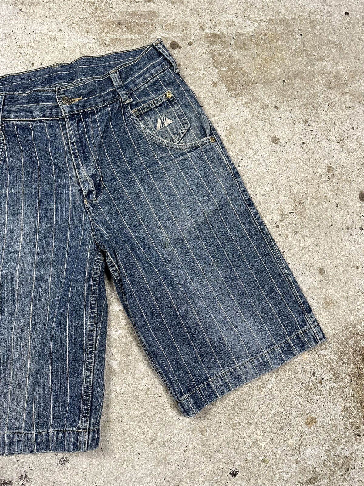 MLB × New York Yankees × Vintage Vintage Y2K New York Yankees Pinstripe Denim Shorts Jorts Size US 30 / EU 46 - 7 Thumbnail