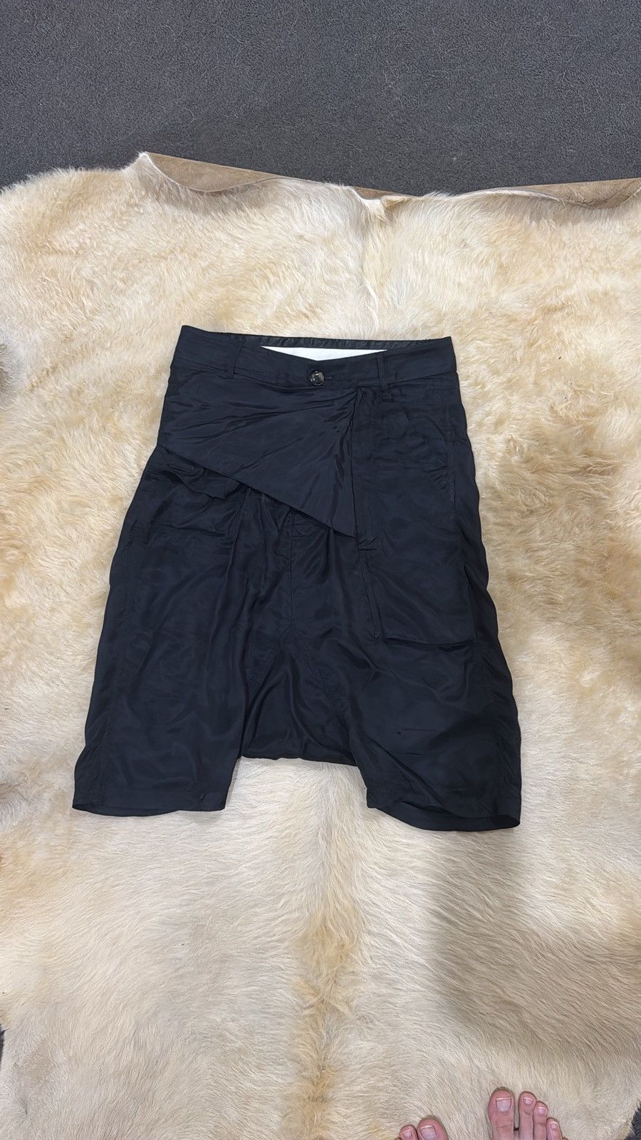 Rick Owens Rick Owens ss14 ‘vicious’ Memphis pod shorts Size US 40 / EU 56 - 1 Thumbnail