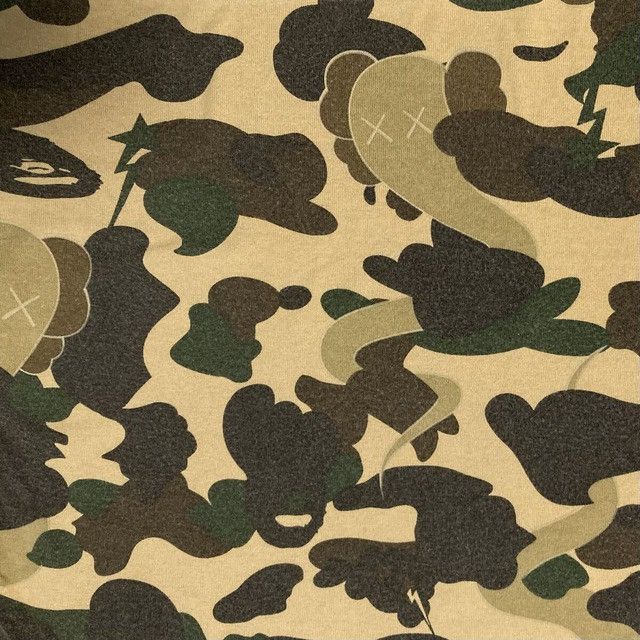 Bape × Kaws BAPE × Kaws Bendy 1st Camo Yellow T-shirt a bathing ape NIGO Size US S / EU 44-46 / 1 - 7 Thumbnail