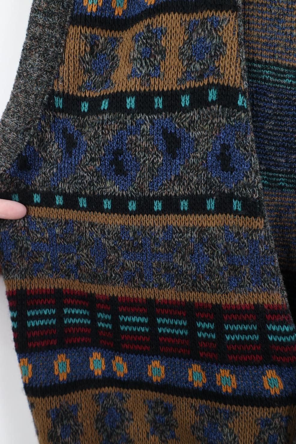 Vintage Vintage 90s Streetwear Rainbow Fair Isle Sweater Vest USA Size US L / EU 52-54 / 3 - 5 Thumbnail