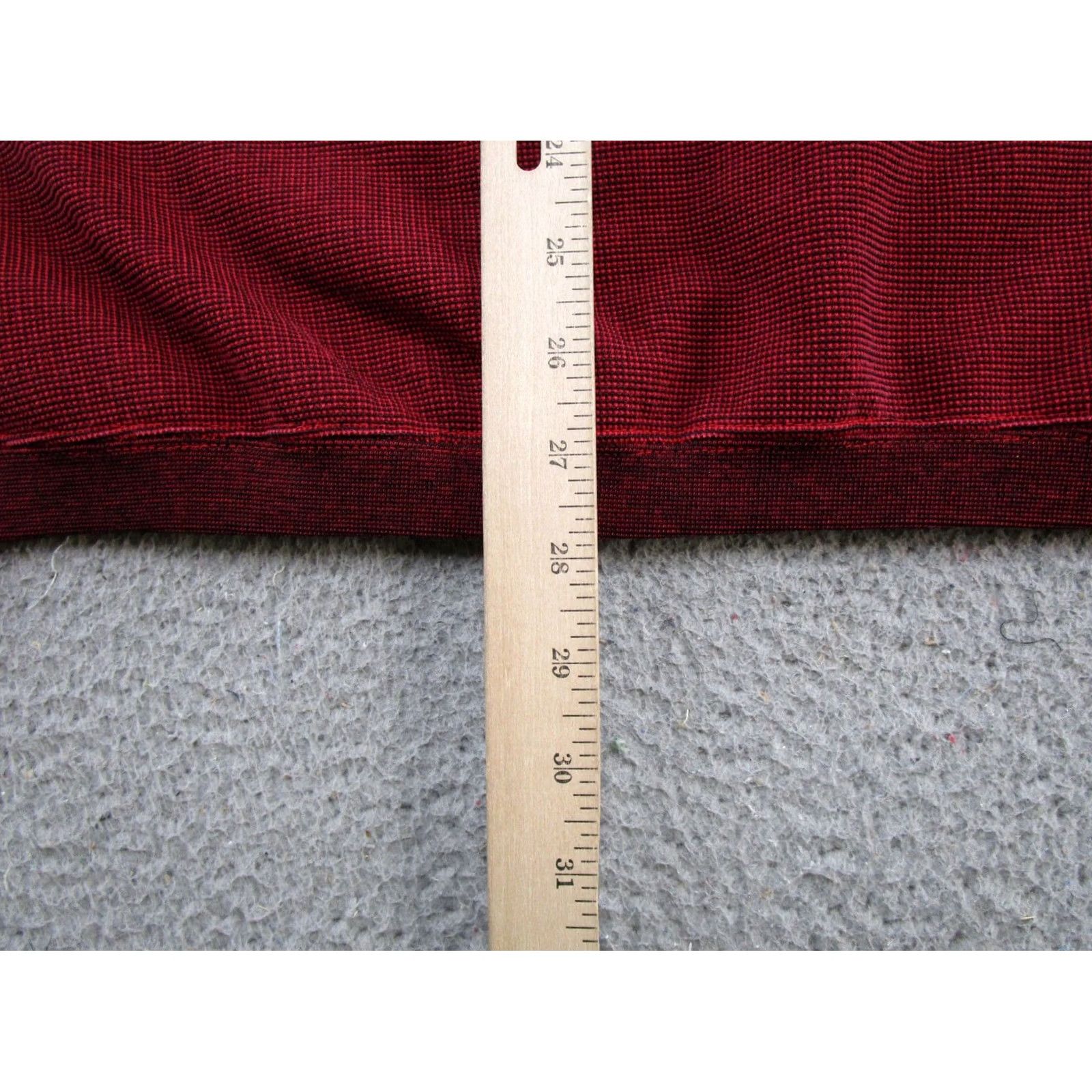 Vintage VINTAGE Wisconsin Badgers Sweatshirt Cadre Red XL Mens Crew Neck Pullover Long Sleeve All Seasons Football Hoodie Sports 2000s Size US XL / EU 56 / 4 - 6 Thumbnail