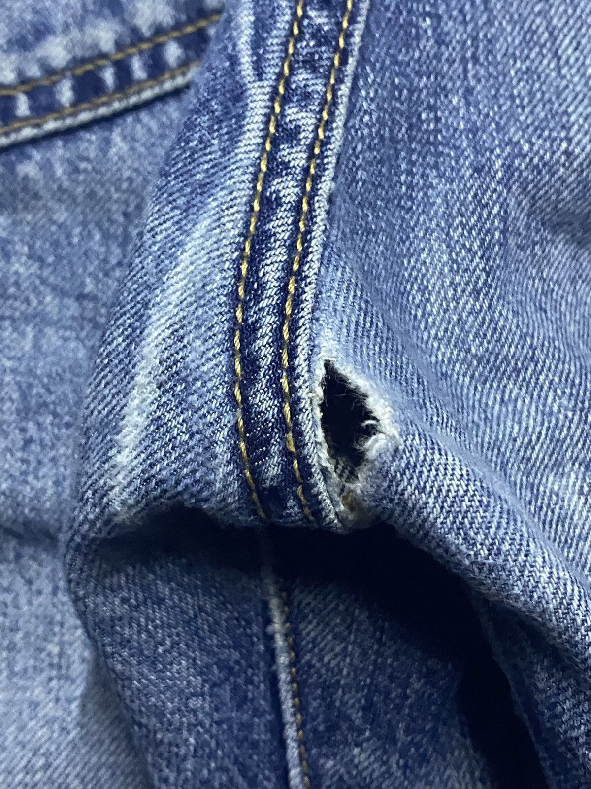Levi's Vintagw Levis 501 Whisker ButtonFly Distressed Loose Jeans Size US 32 / EU 48 - 14 Thumbnail