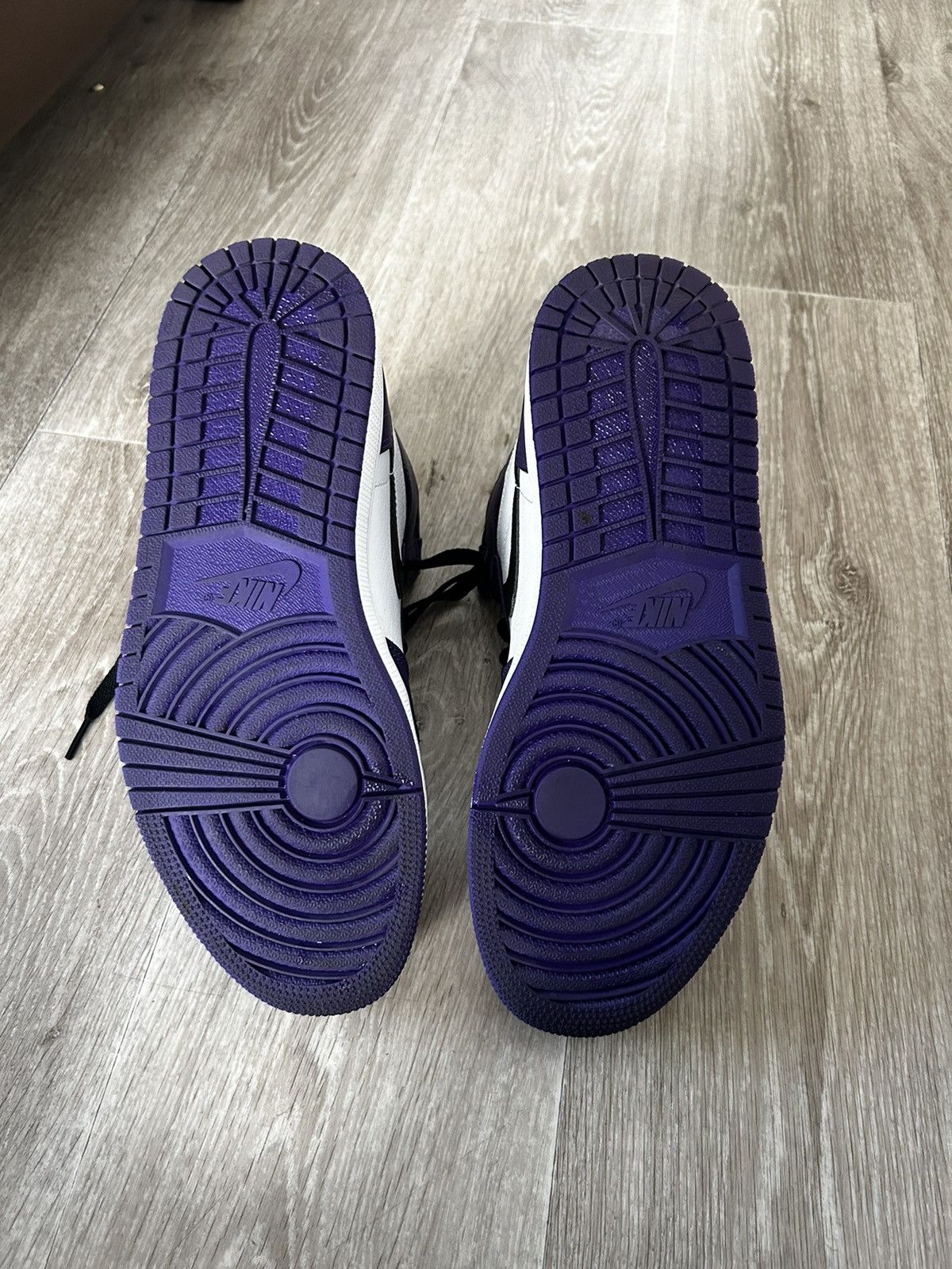 Jordan Brand × Nike Air Jordan 1 Retro High OG Court Purple Size US 8.5 / EU 41-42 - 8 Thumbnail