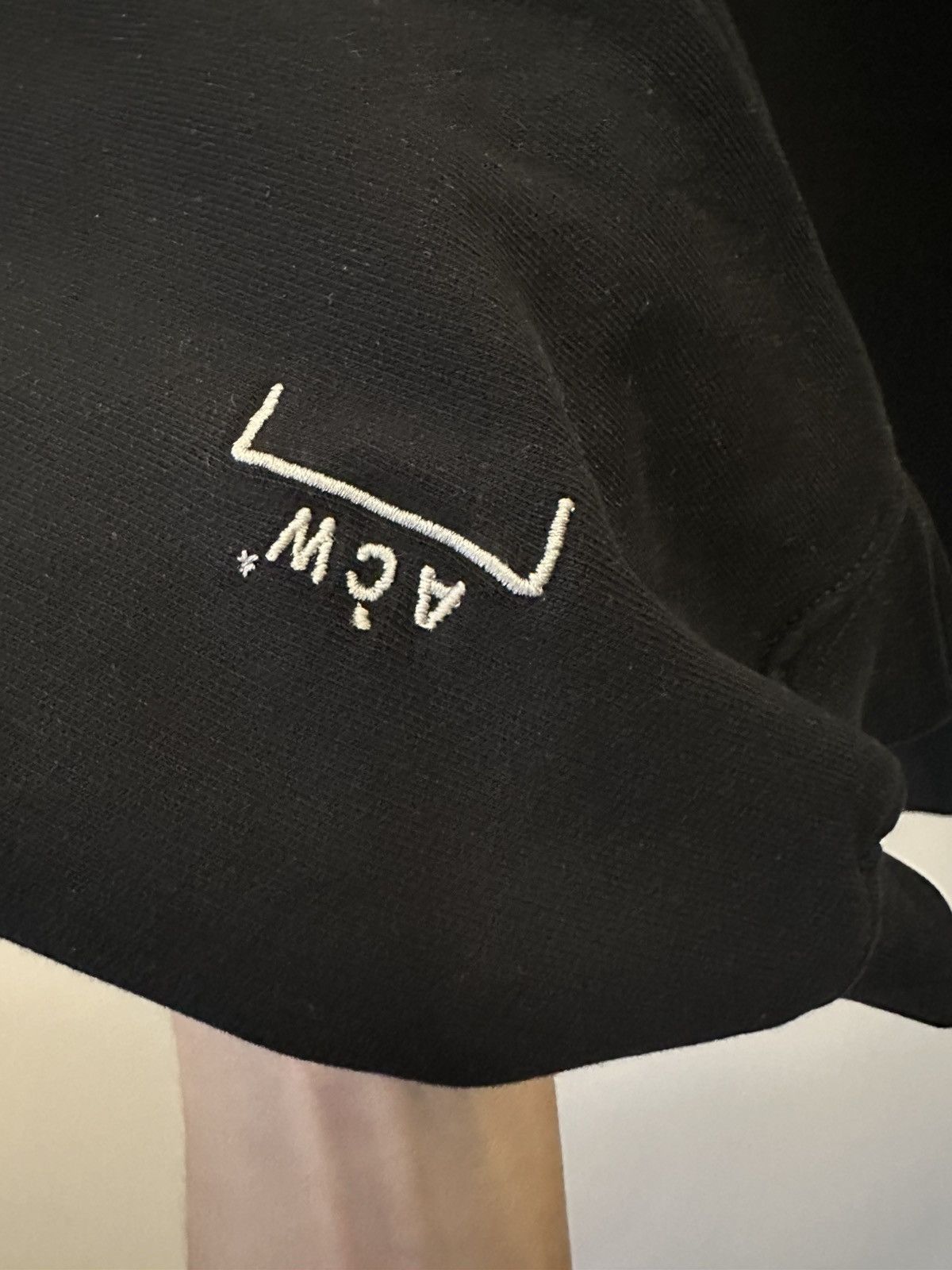 A-COLD-WALL* A-COLD-WALL* Essential Crewneck ACWMW080 BLACK Size US S / EU 44-46 / 1 - 6 Thumbnail