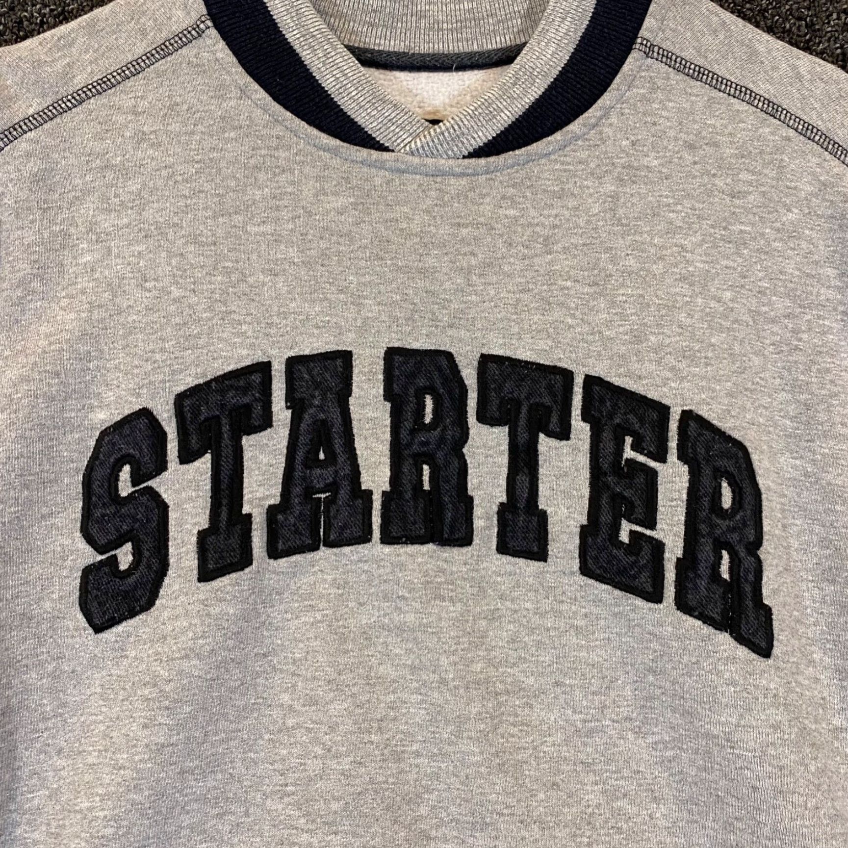 Starter VINTAGE Starter Sweatshirt Mens Medium Gray Black Pullover Spellout Crewneck Long Sleeve Size US M / EU 48-50 / 2 - 2 Thumbnail
