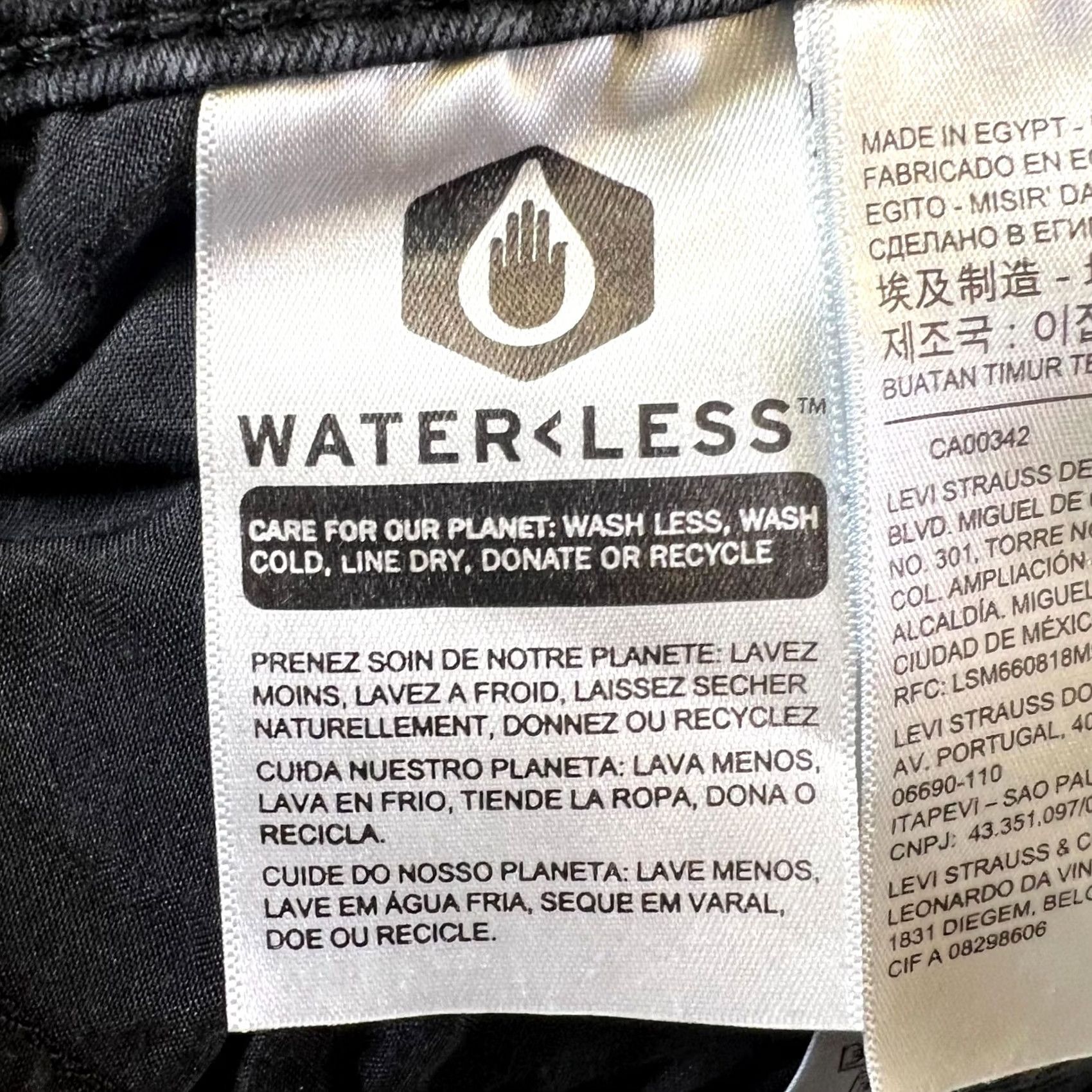 Levi's Levi's Jeans Women 8M Black Denim Stretch Dark Wash Classic Straight Fit Zip Fly Jeans Womens 8M Black Denim Stretch Dark Wash Straight Fit Size 30" / US 8 / IT 44 - 7 Thumbnail