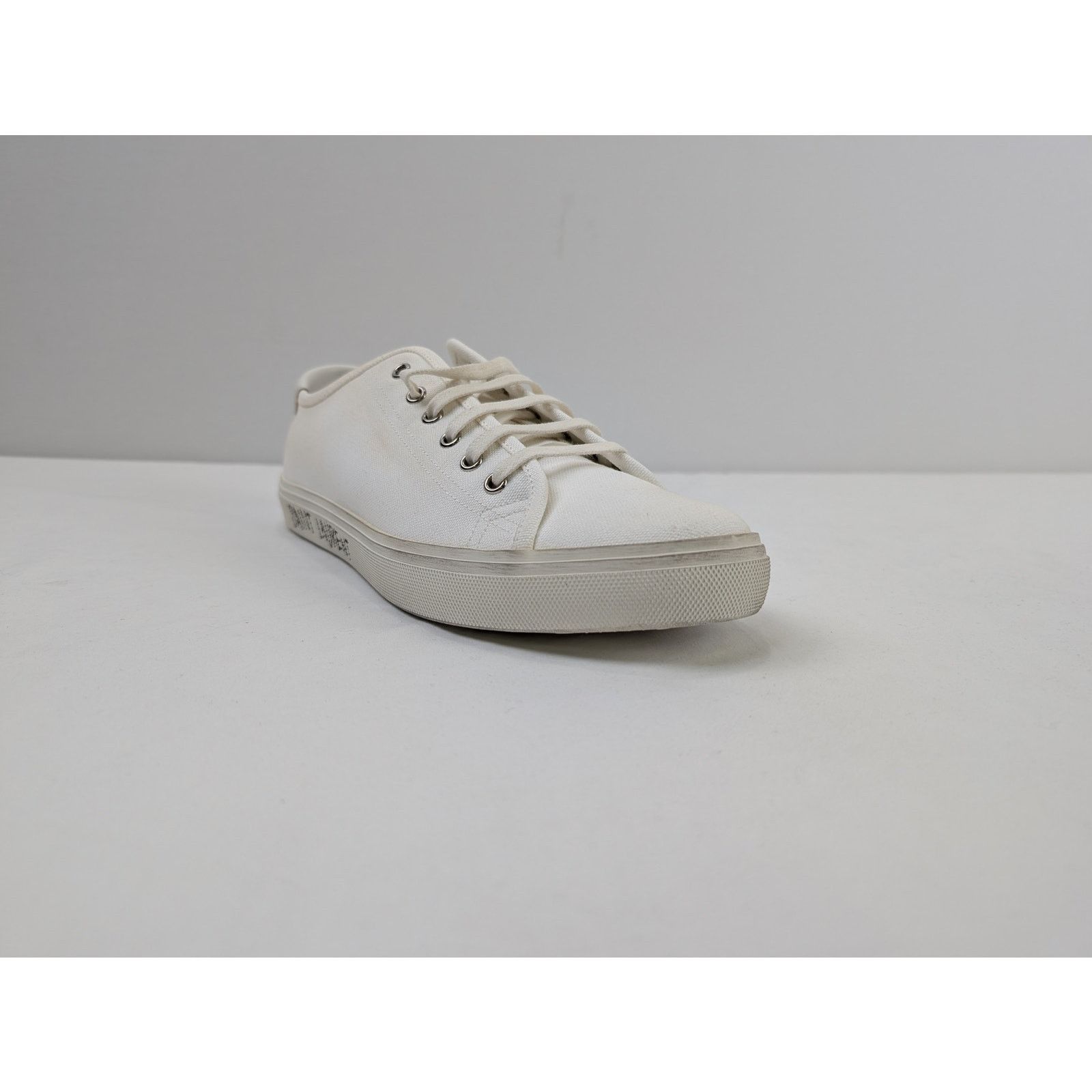 Saint Laurent Paris o1rshd1 Malibu L T Sneakers SL SIG in Blanc Size US 10.5 / EU 43-44 - 2 Thumbnail