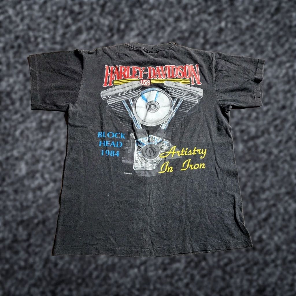 Harley Davidson VINTAGE Harley-Davidson T-Shirt Mens M 1980s Black 100% Cotton Crew Neck Short Sleeve Logo Graphic Print 90s Biker Motorcycle Distressed) Size US M / EU 48-50 / 2 - 1 Thumbnail