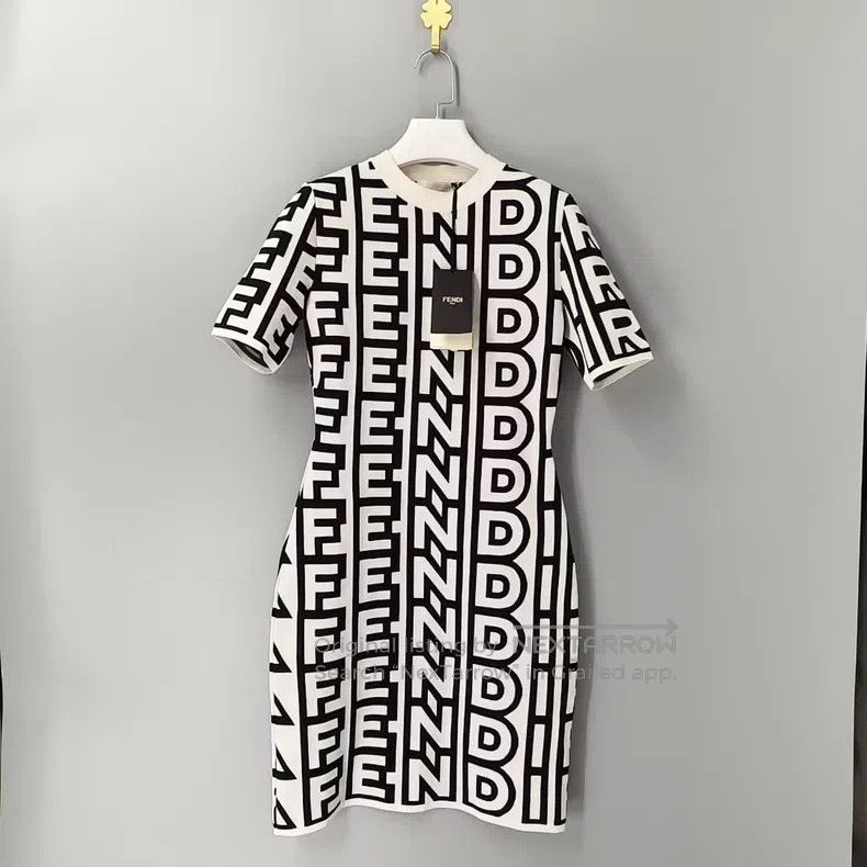 Fendi Fendi Black and White Bulletproof Knit Dress Size XS / US 0-2 / IT 36-38 - 1 Thumbnail