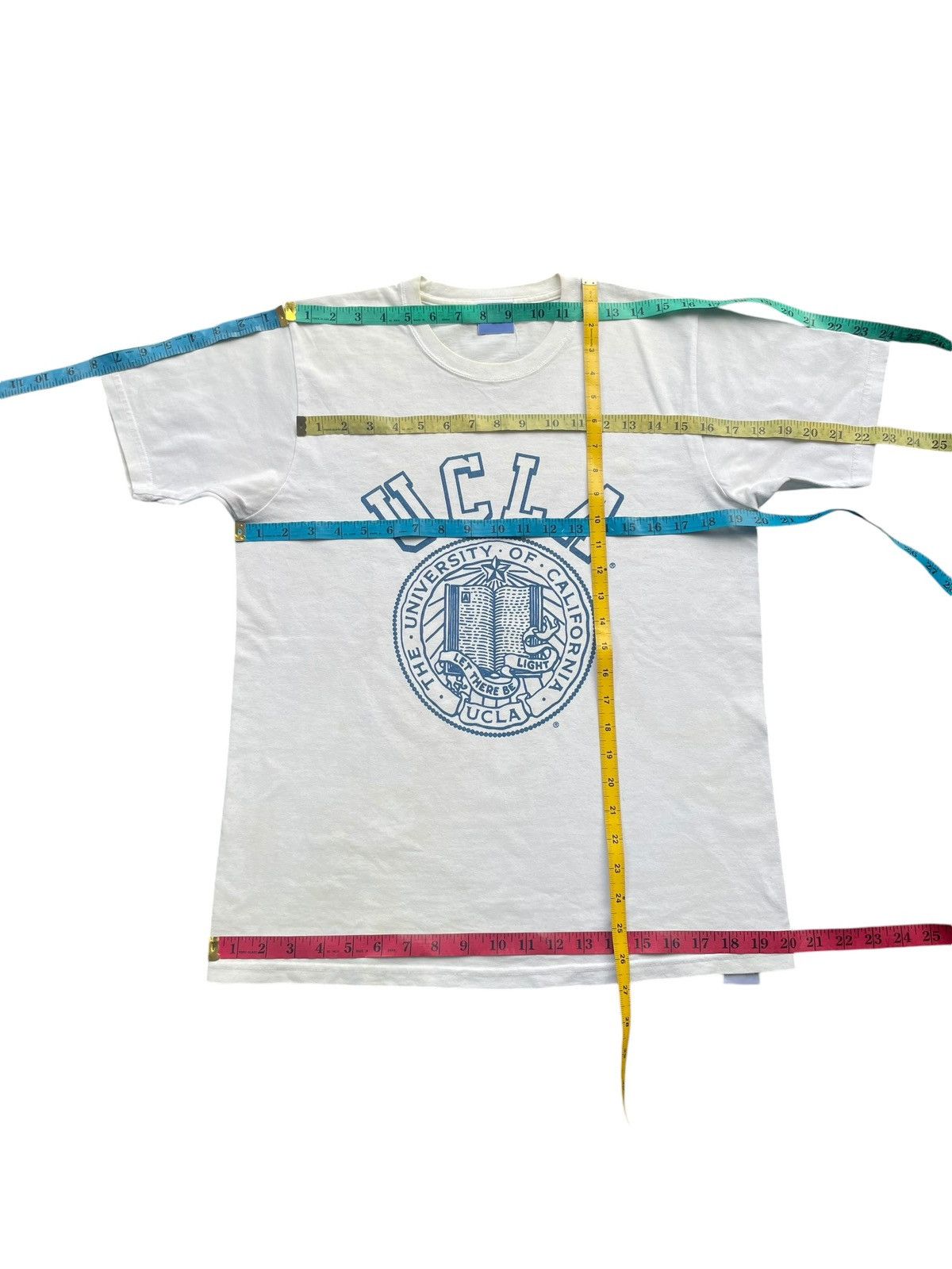 Vintage Vintage UCLA Tshirt Size US M / EU 48-50 / 2 - 5 Thumbnail