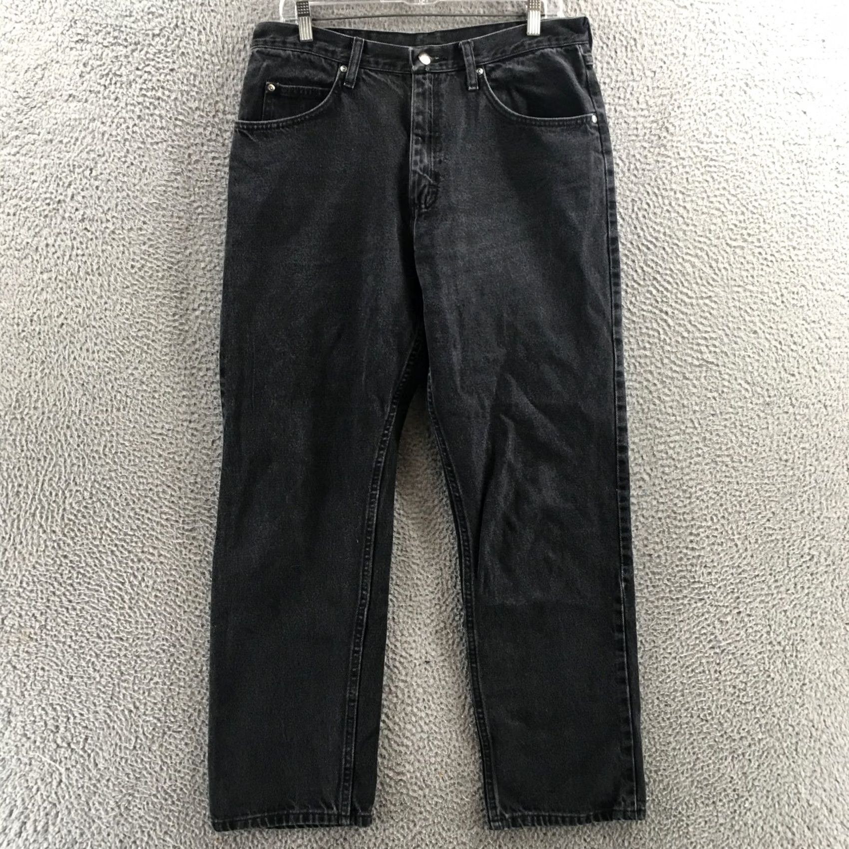 Wrangler Wrangler Jeans Mens 34x32 Black Mid Rise Zip Fly Straight 5-Pocket Denim Cotton Inseam 28.5” Regular Size 34 Color Black Denim Jeans Mens Size US 34 / EU 50 - 2 Thumbnail