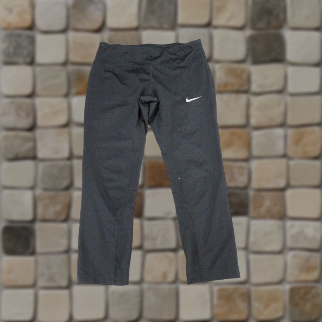 Nike Nike Leggings Womens Medium Dri Fit Black Performance Crop Running Size 32" / US 10 / IT 46 - 1 Thumbnail