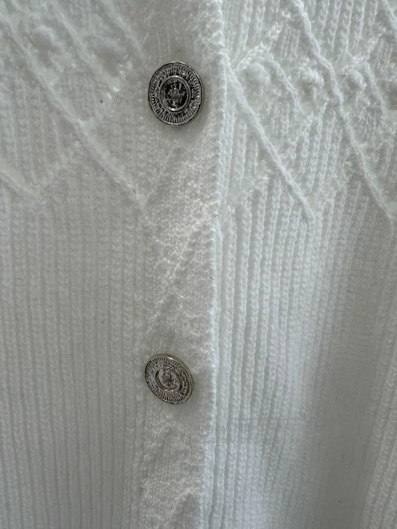 Chanel Chanel White hollow crochet knitted cardigan coat Size XXS / US 00 / IT 34 - 3 Thumbnail