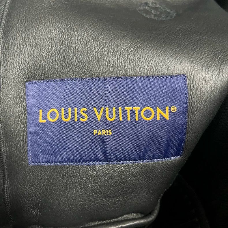 Louis Vuitton Louis Vuitton 25 Black Logo Embroidered Pure Wool Zip Hood Size US S / EU 44-46 / 1 - 5 Thumbnail
