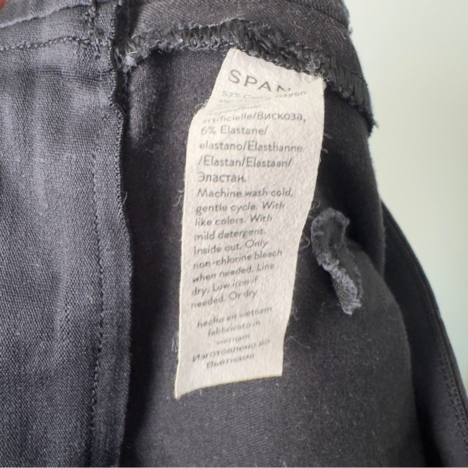 Spanx SPANX Black Stretch Chinos straight leg solid back pockets L Size 31" - 8 Thumbnail