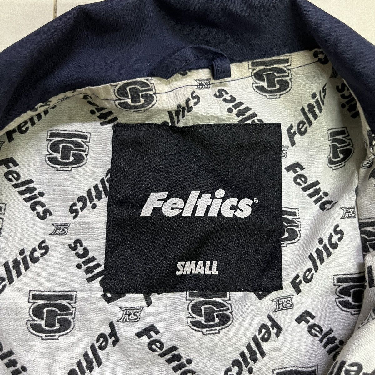 Japanese Brand × Vintage Feltics Reflective Coach Jacket Size US S / EU 44-46 / 1 - 8 Thumbnail