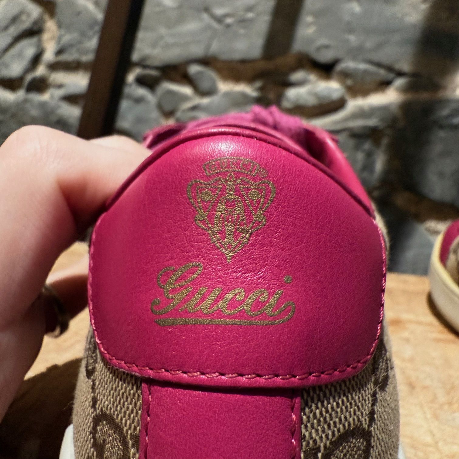 Gucci Gucci Beige GG Canvas Fuchsia Leather Brooklyn Sneakers Size US 7.5 / IT 37.5 - 6 Thumbnail