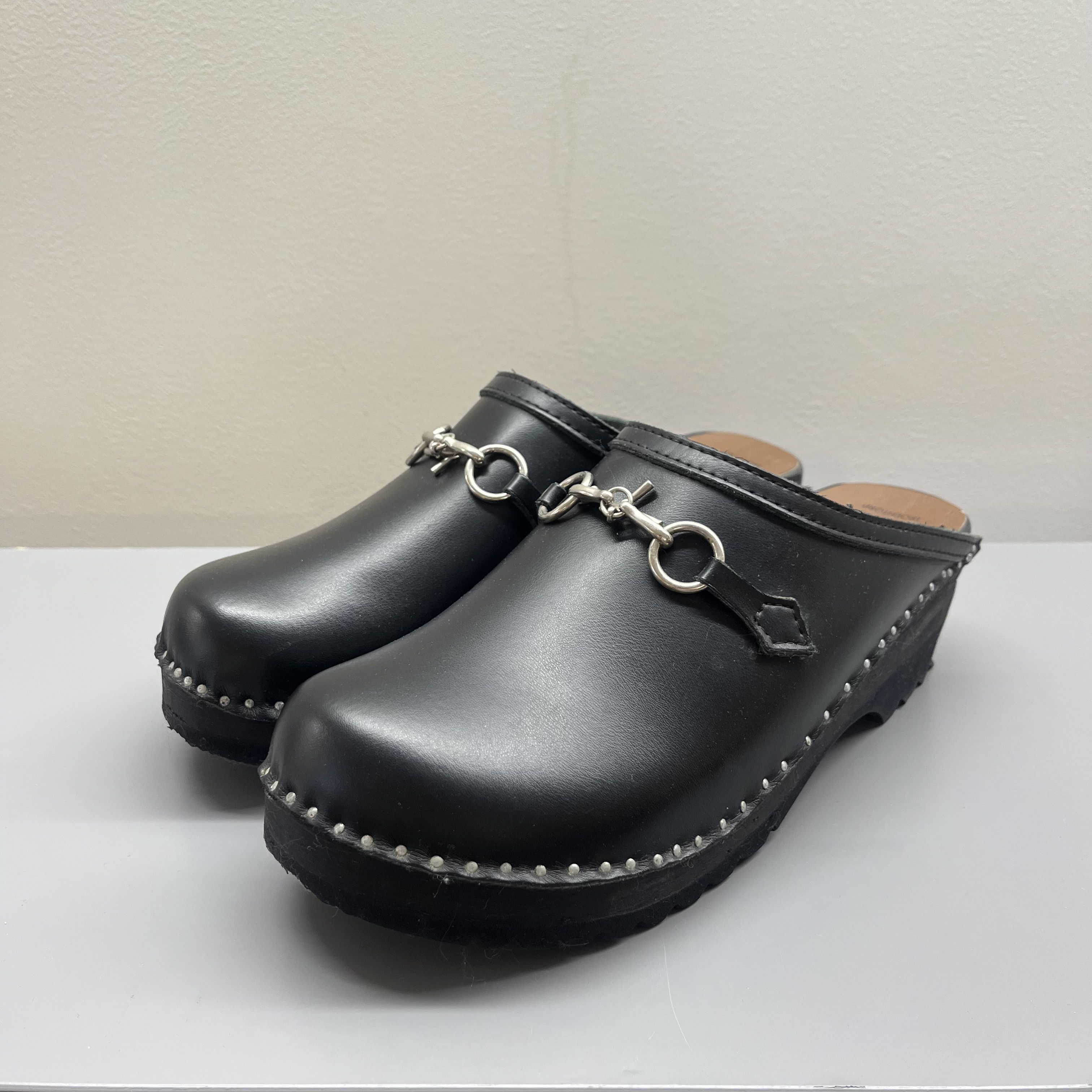Needles x Troentorp - Safety - Smooth/Steel Toe - Black