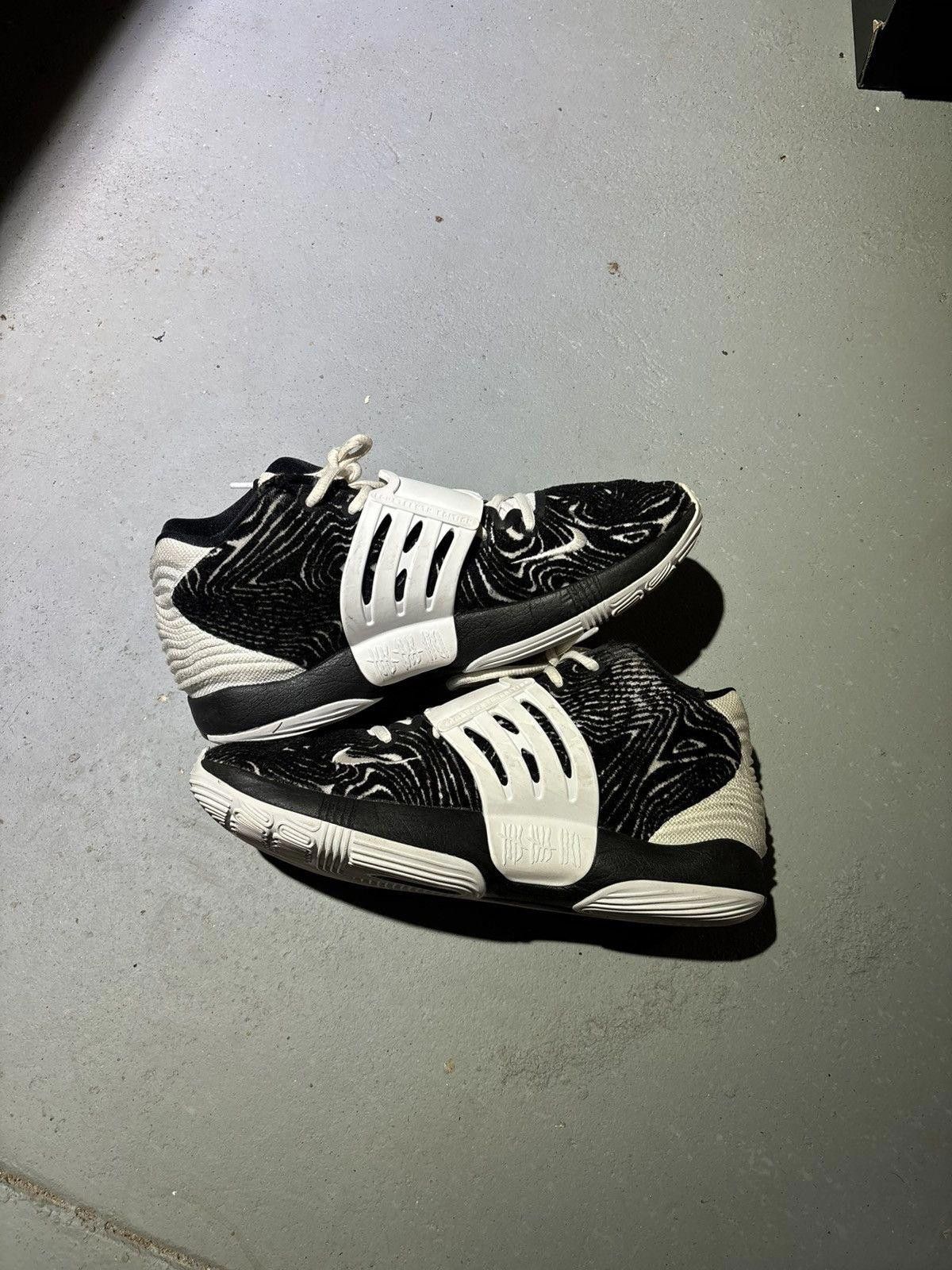 Nike Nike KD 14 TB Size US 9.5 / EU 42-43 - 4 Thumbnail