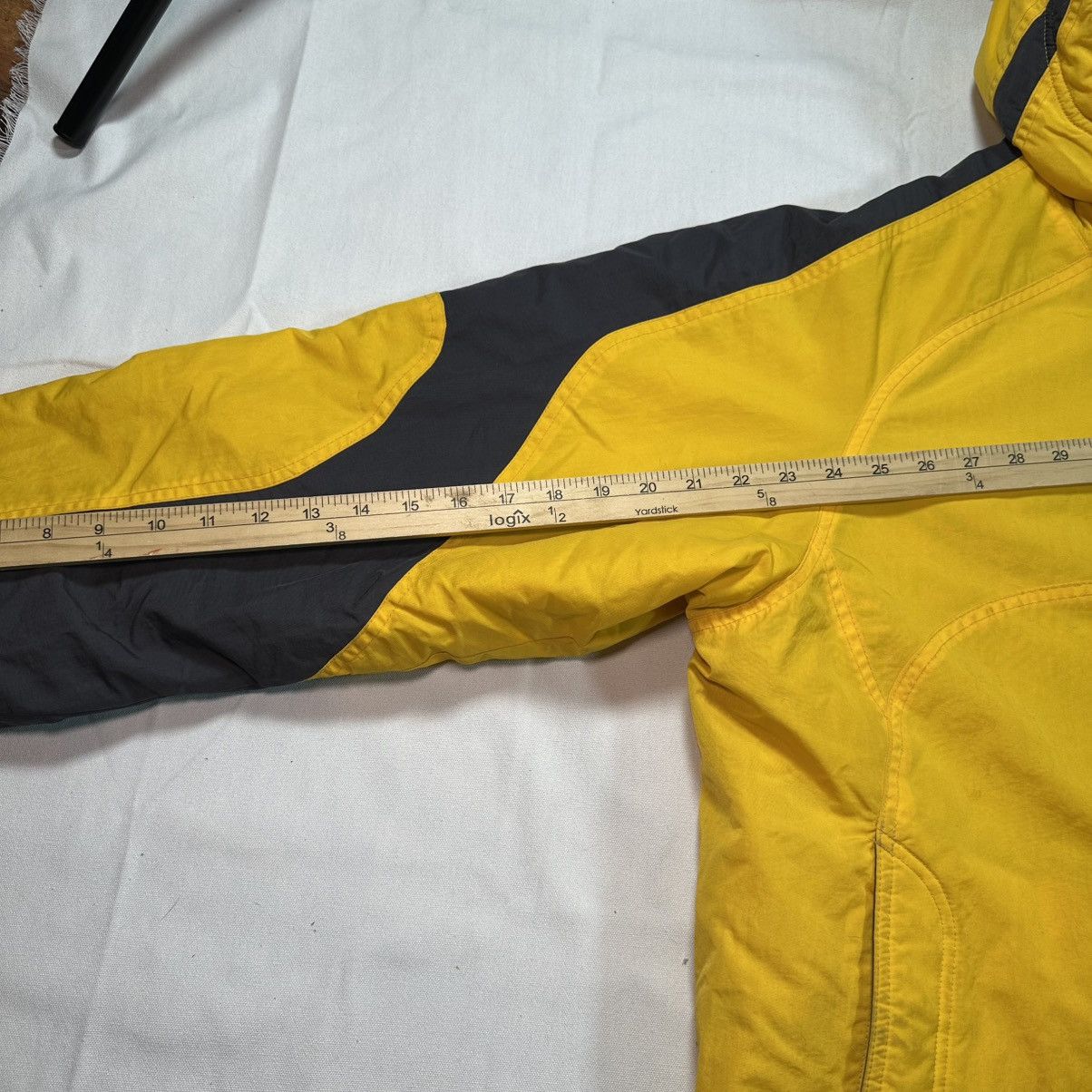 Nike Vintage Nike Coat Navy/Yellow Size US L / EU 52-54 / 3 - 6 Thumbnail