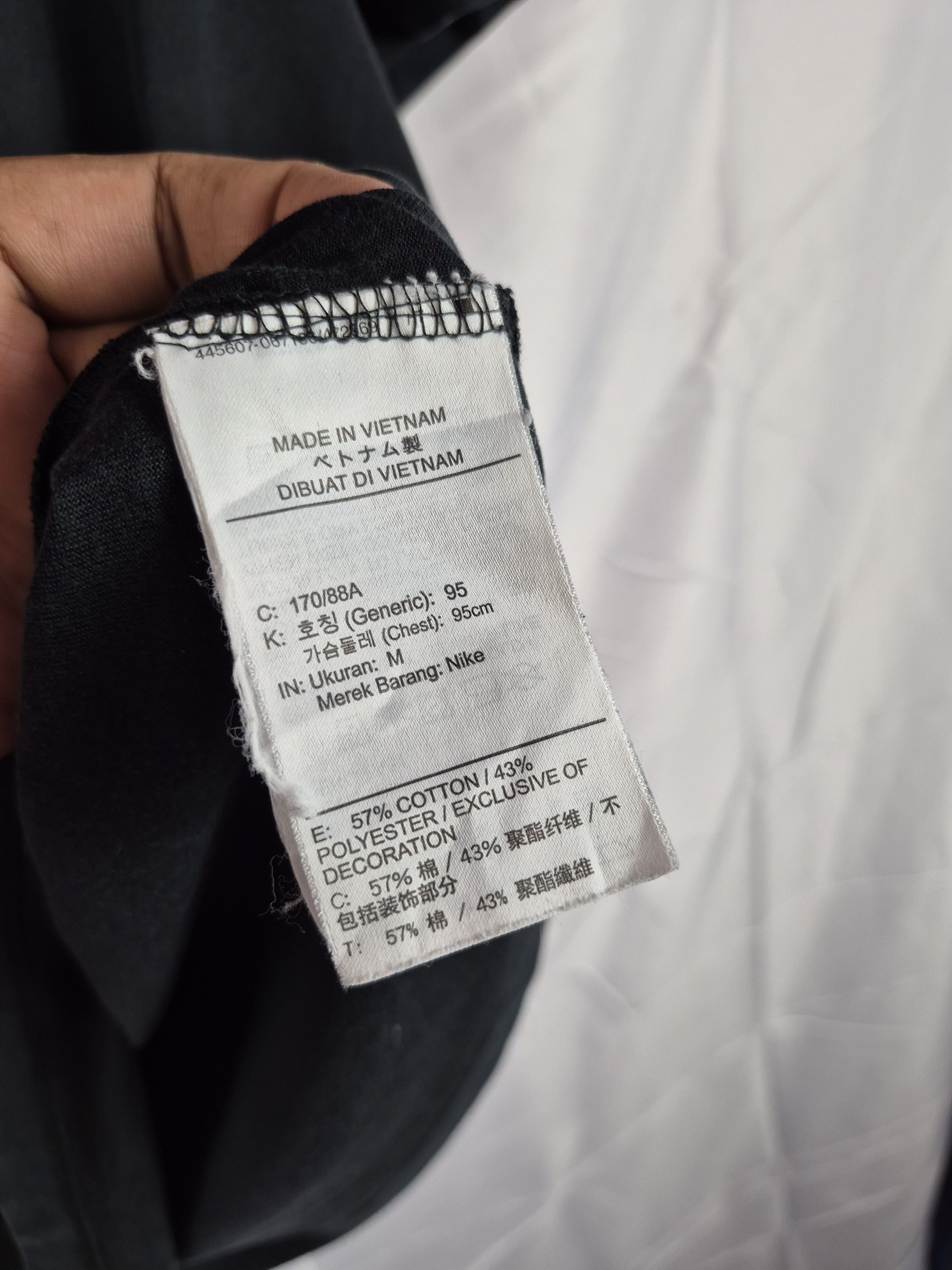 Nike ✅ Nike Big Swoosh Big Logo Tee Size US M / EU 48-50 / 2 - 6 Thumbnail