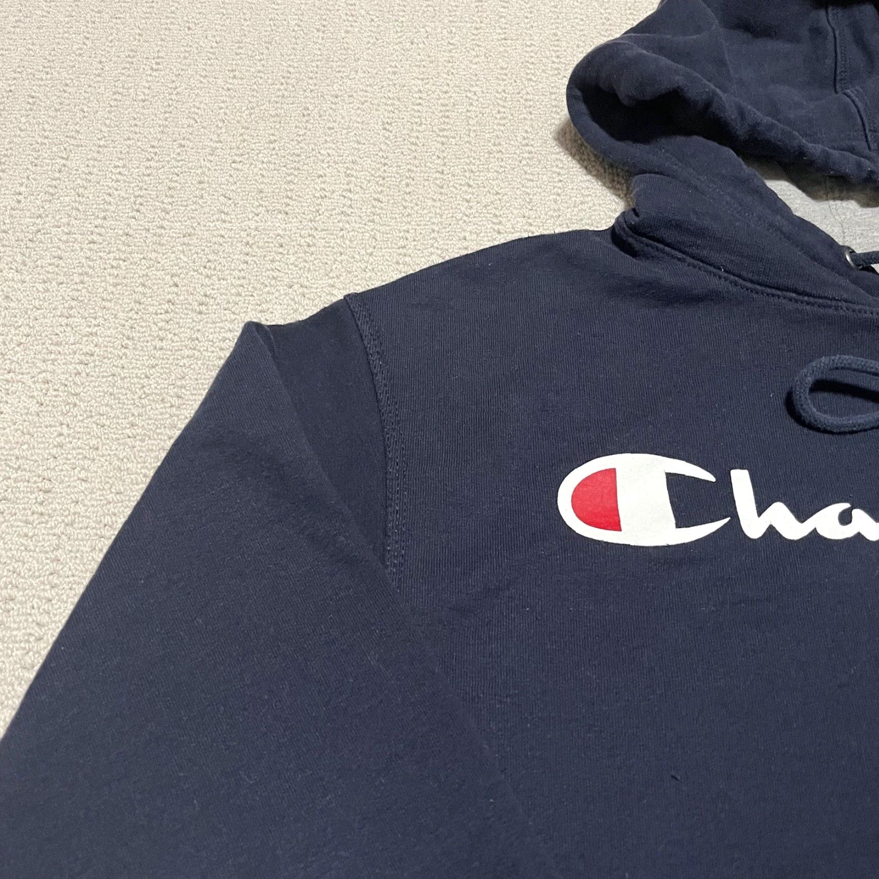 Champion Champion Hoodie Mens Small Navy Blue Logo Embroidered Pockets Heavyweight Pullover Cotton Polyester Knit Sweatshirt Classic Sports Vintage Size US S / EU 44-46 / 1 - 5 Thumbnail