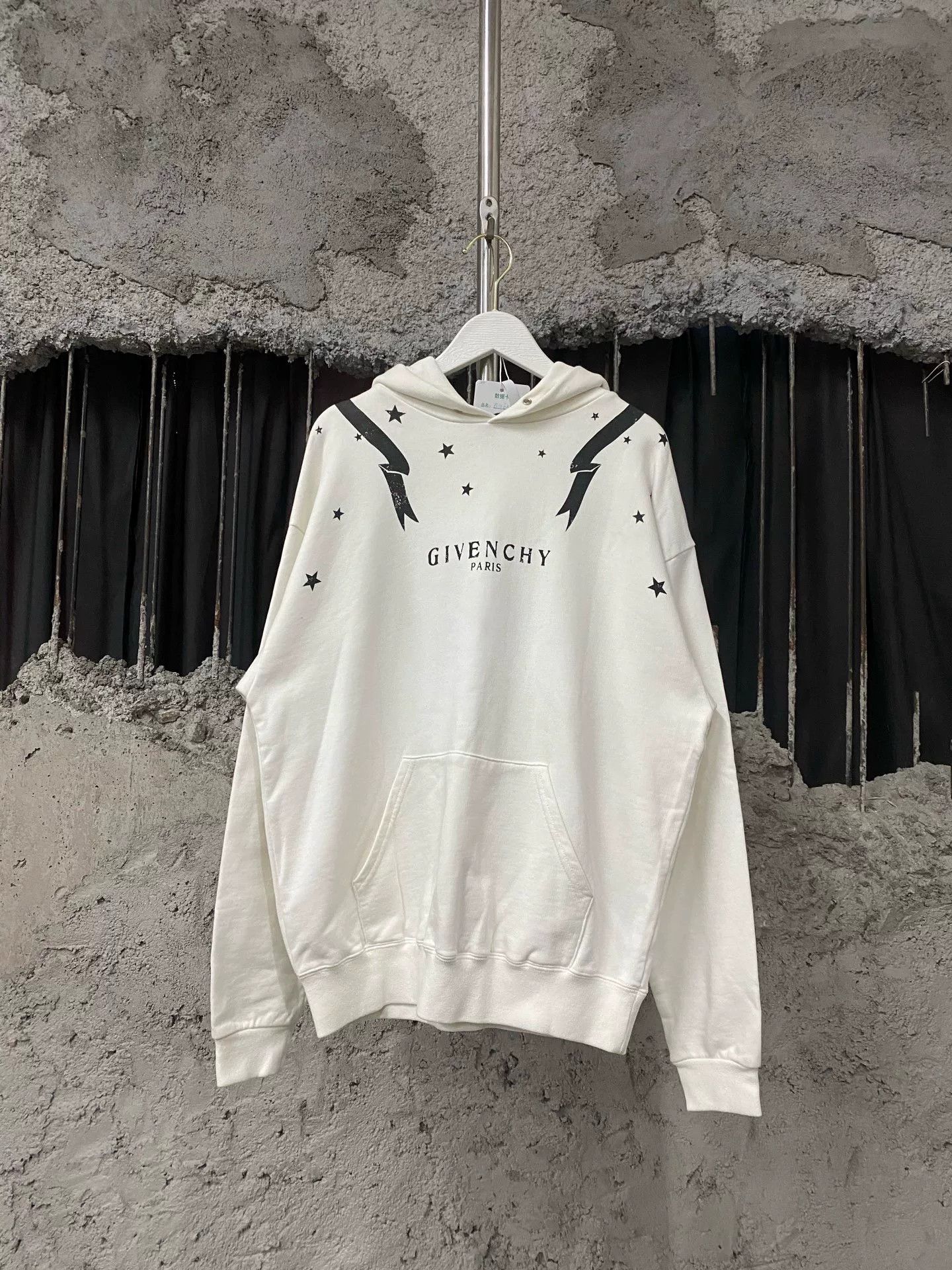 Givenchy Givenchy White Hoodie Size US M / EU 48-50 / 2 - 1 Thumbnail