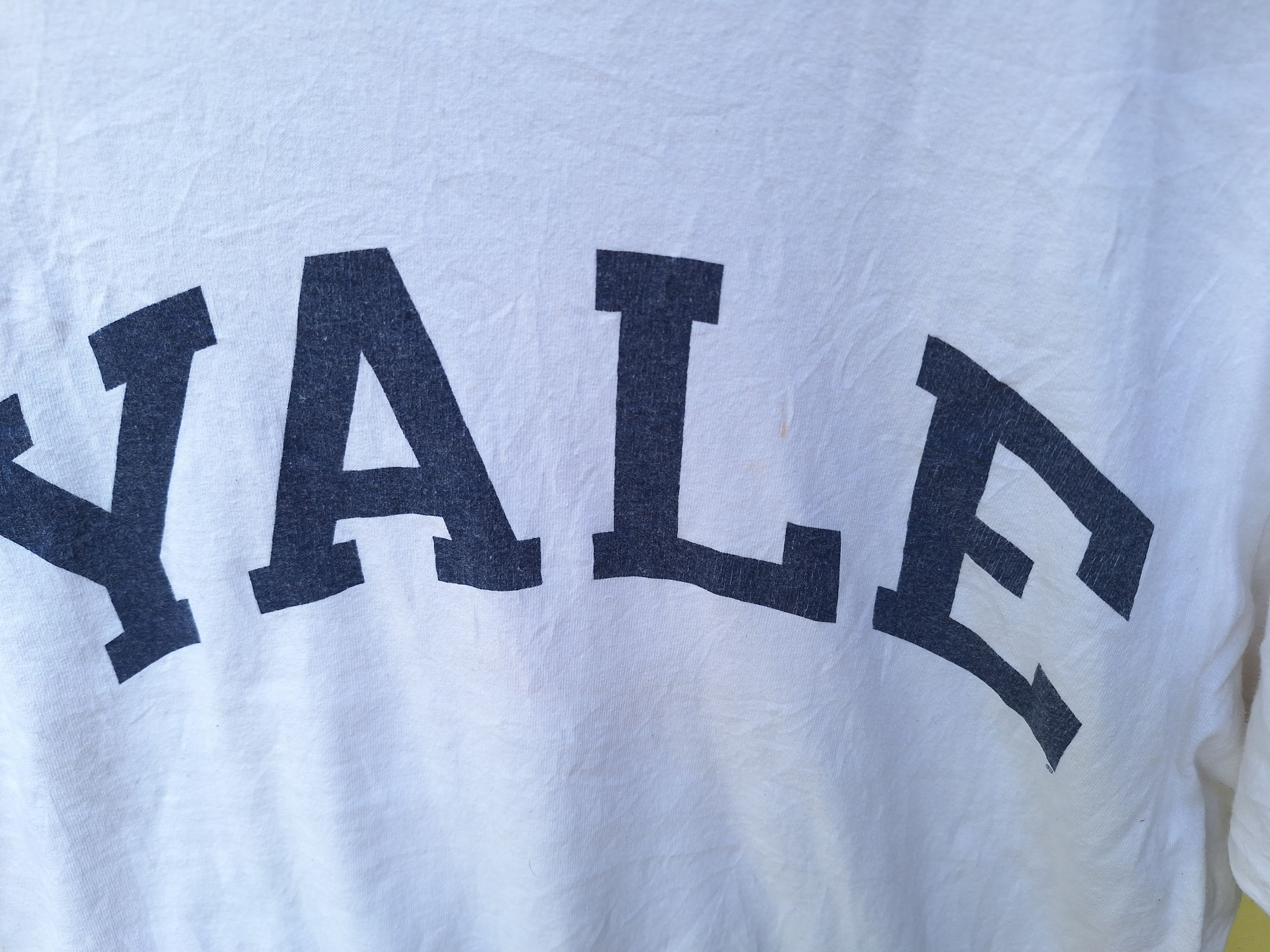 Champion Champion Yale White tee shirt Size US L / EU 52-54 / 3 - 3 Thumbnail
