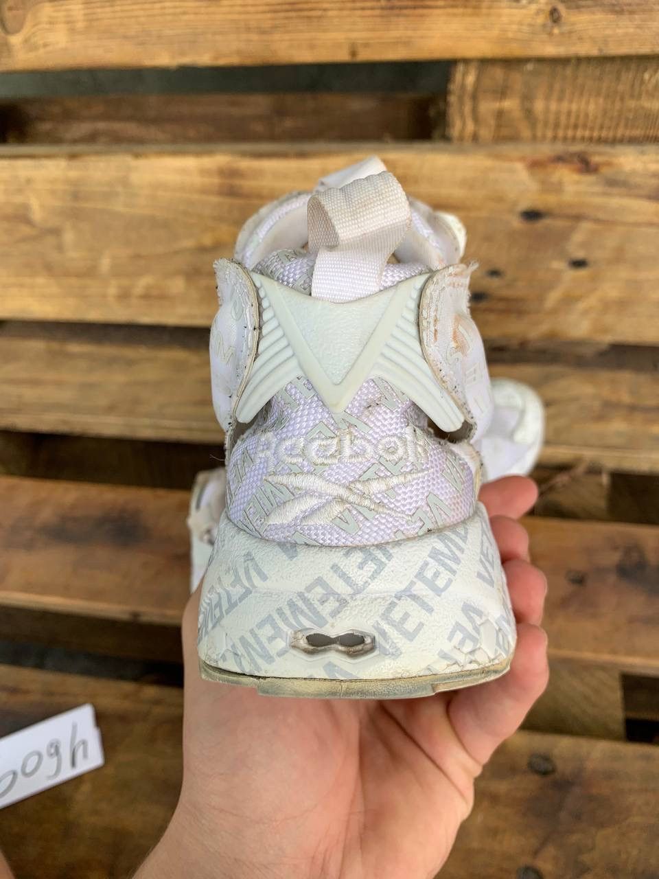 Reebok × Vetements Reebok VETEMENTS x InstaPump Fury 'Emoji' Size US 6 / EU 39 - 11 Thumbnail