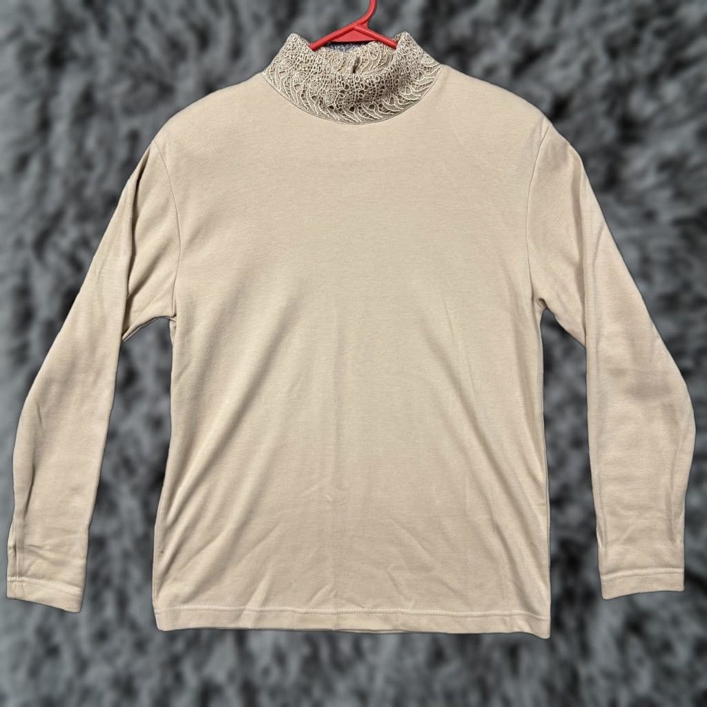 Vintage VINTAGE Adolfo Sport Blouse Women M Beige Mock Neck Lace Collar Long Sleeve 80s 90s Romantic Victorian Prairie Mens Womens Girls? Size M / US 6-8 / IT 42-44 - 1 Thumbnail
